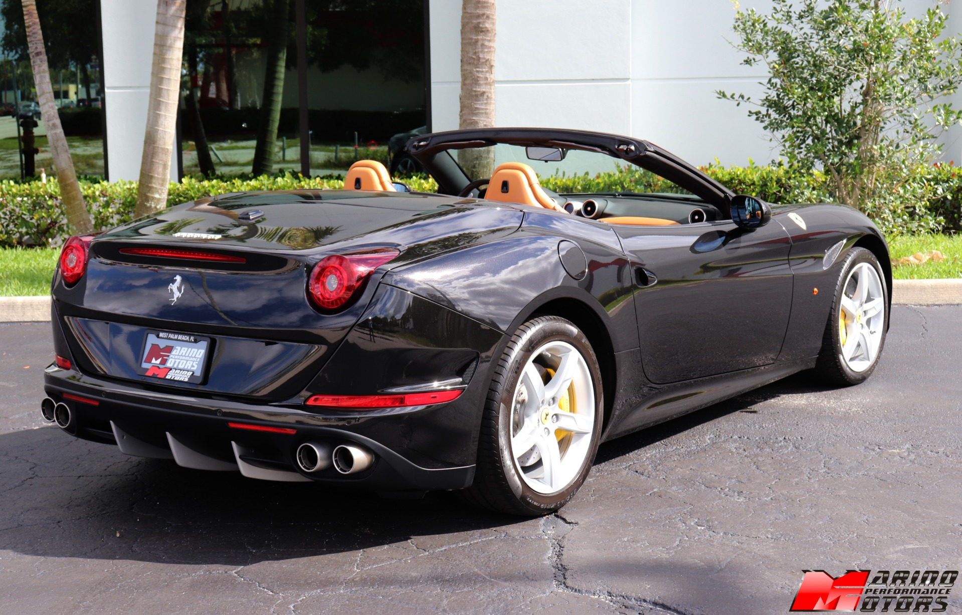 Used-2015-Ferrari-California-T