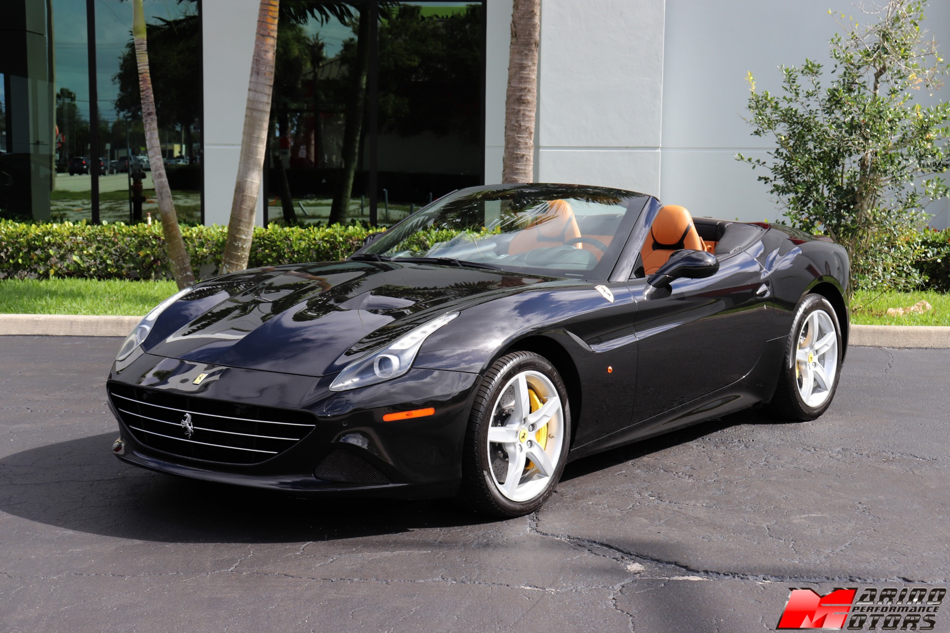 Used-2015-Ferrari-California-T