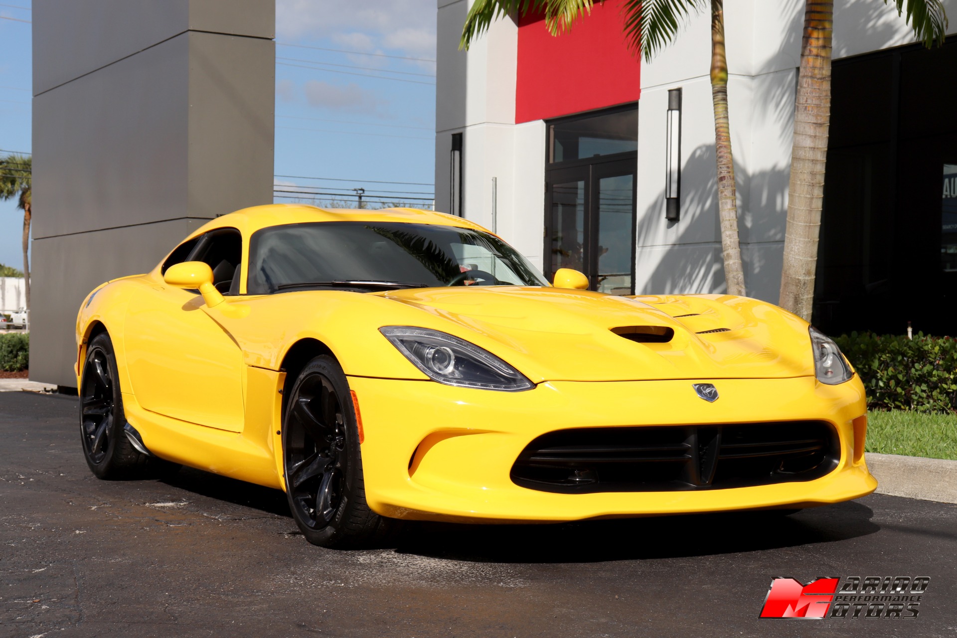 Used-2014-Dodge-SRT-Viper