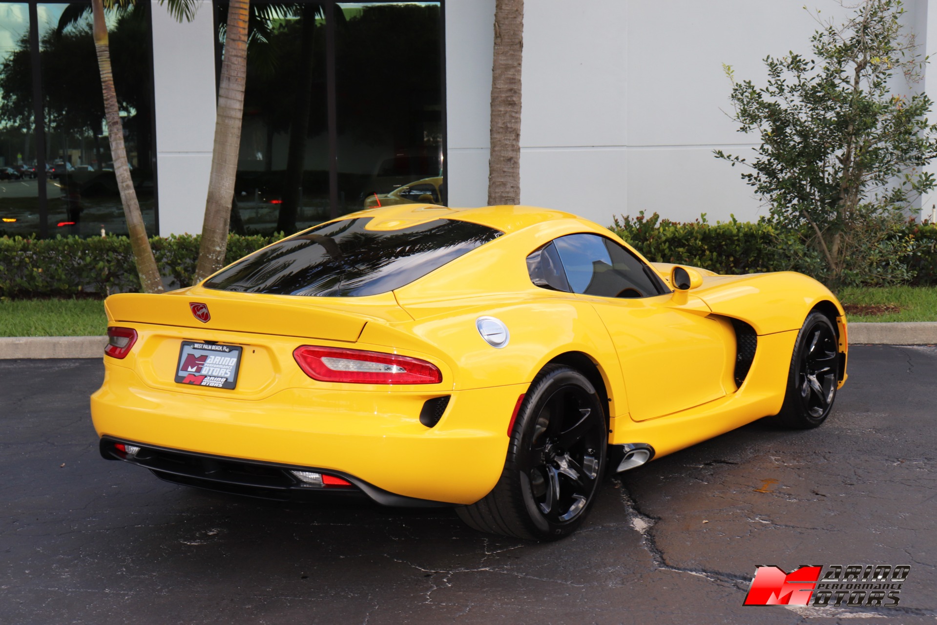 Used-2014-Dodge-SRT-Viper