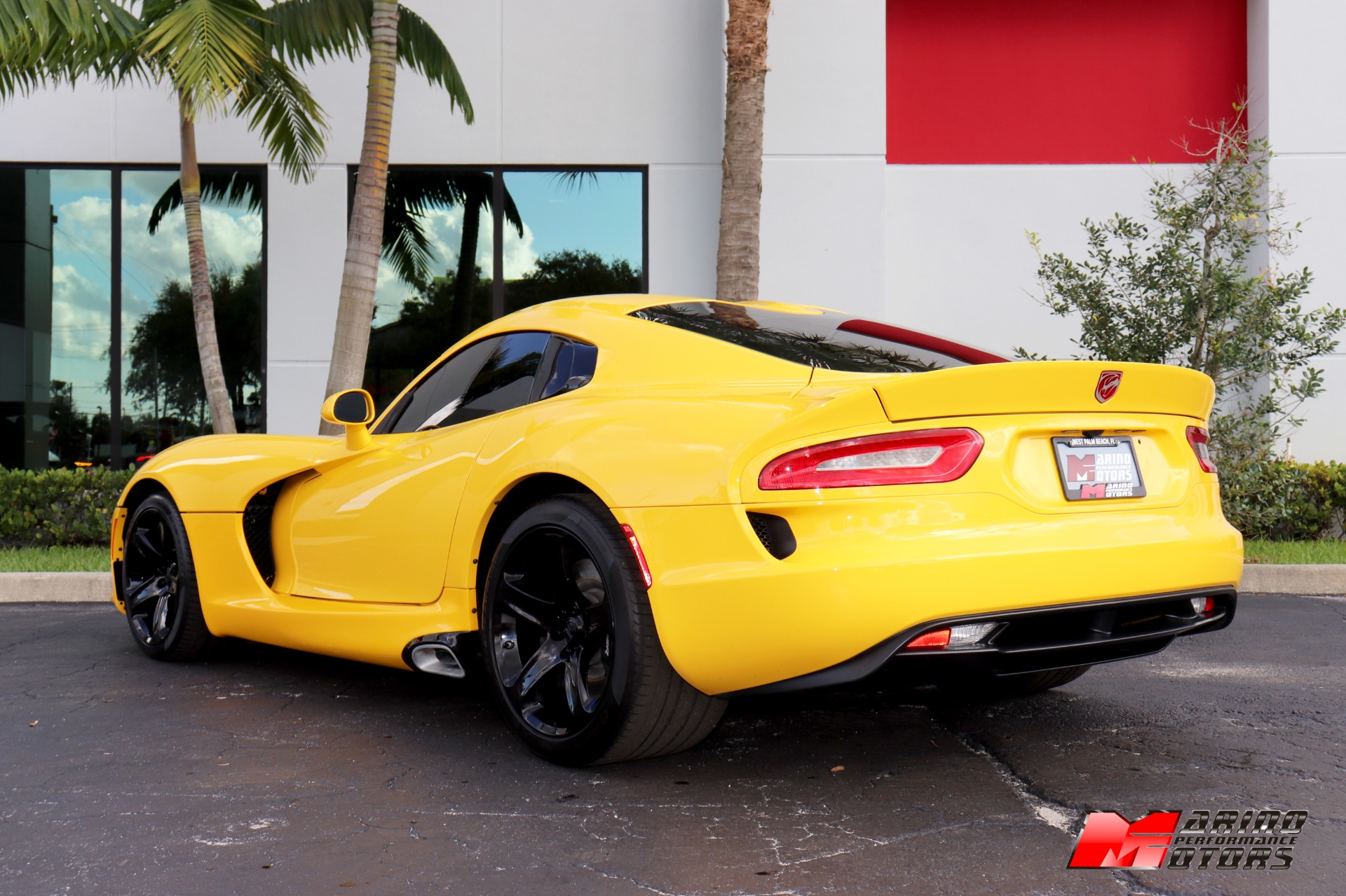 Used-2014-Dodge-SRT-Viper