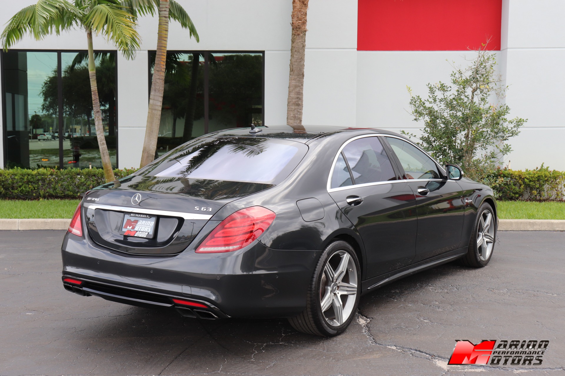 Used-2017-Mercedes-Benz-S-Class-AMG-S-63