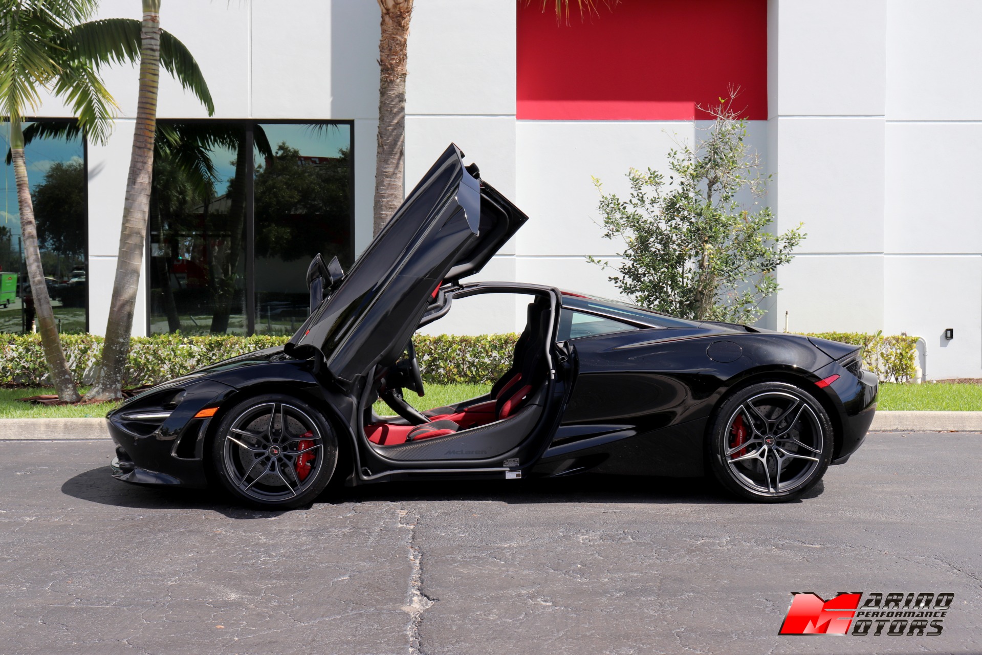 Used-2018-McLaren-720S-Performance