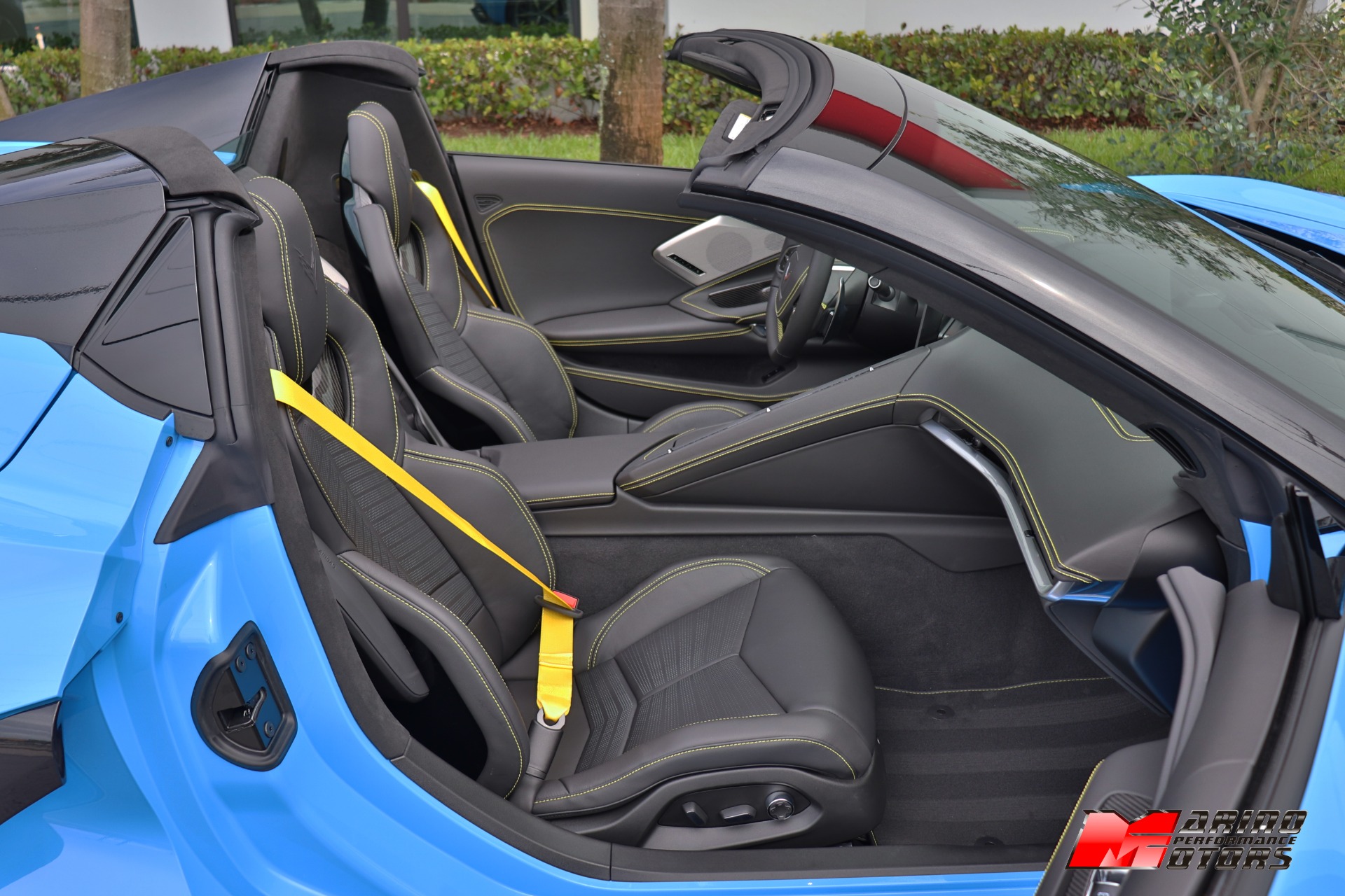 Used-2022-Chevrolet-Corvette-Stingray-Convertible