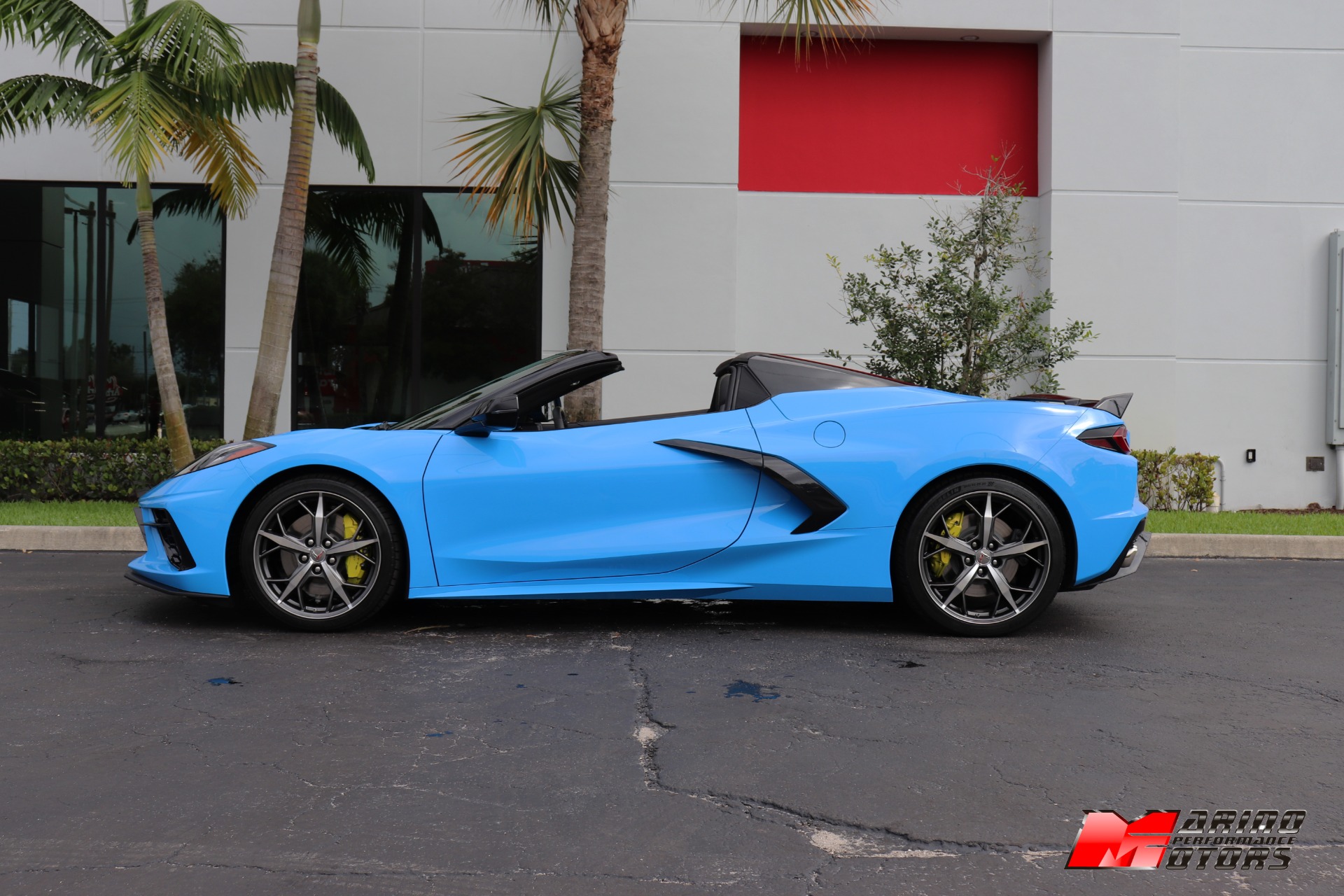 Used-2022-Chevrolet-Corvette-Stingray-Convertible