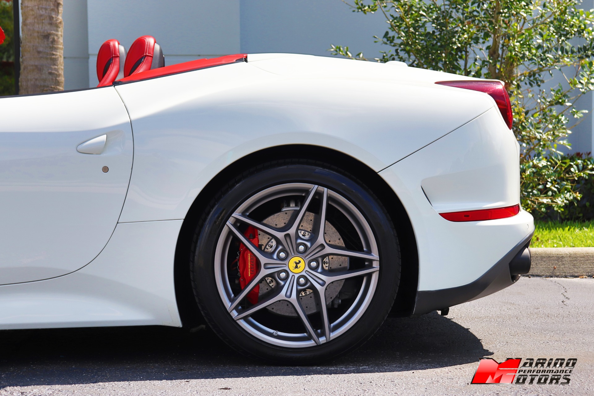 Used-2017-Ferrari-California-T