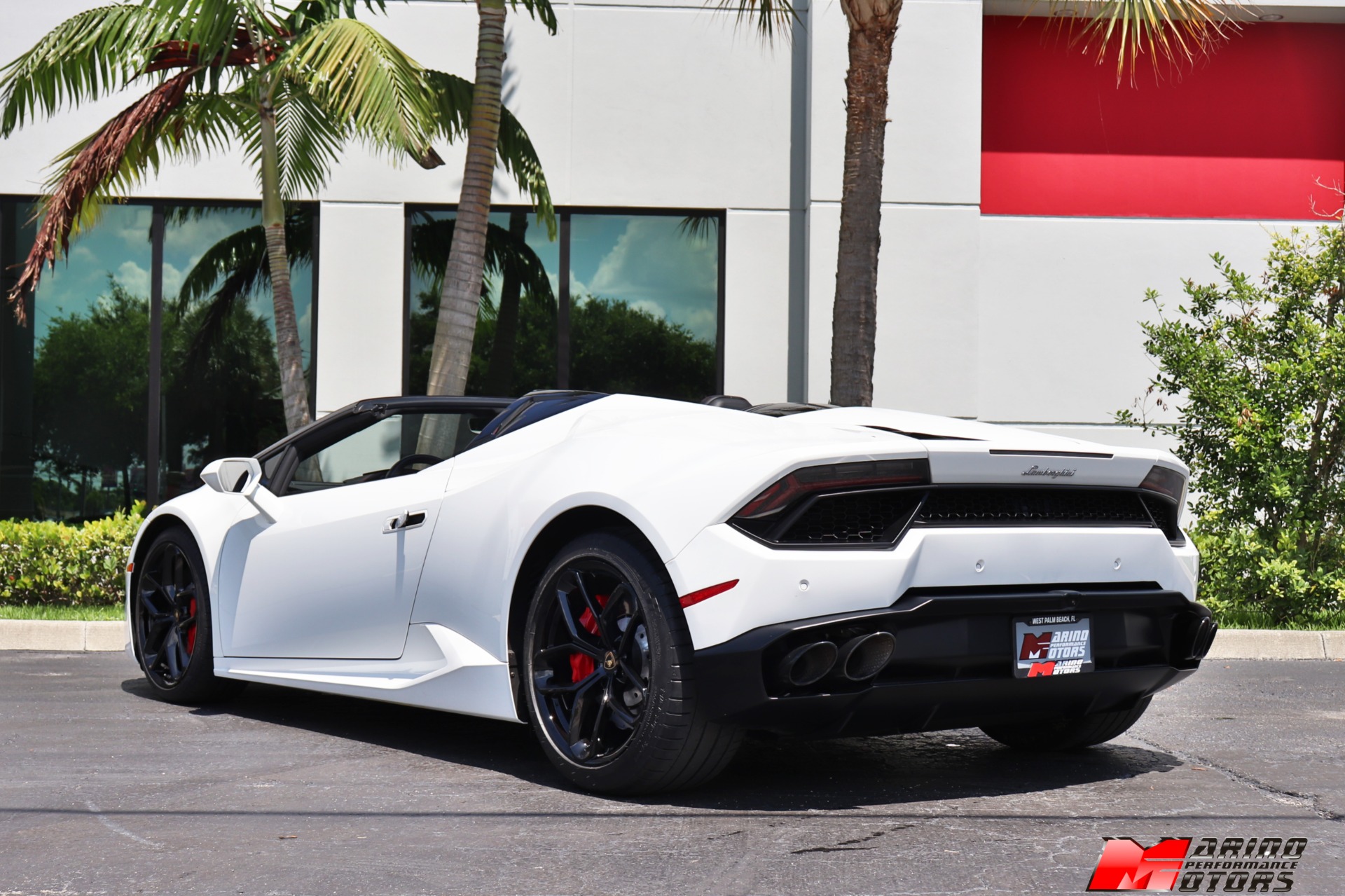 Used-2018-Lamborghini-Huracan-LP-580-2-Spyder