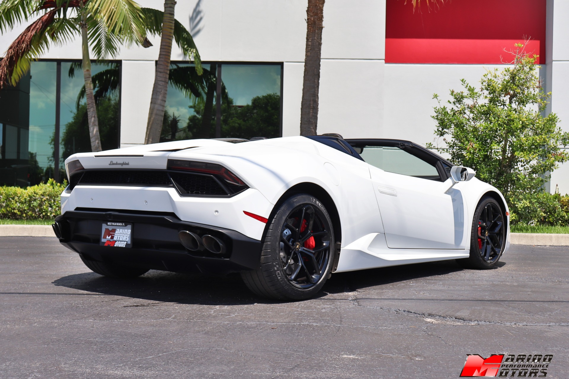 Used-2018-Lamborghini-Huracan-LP-580-2-Spyder