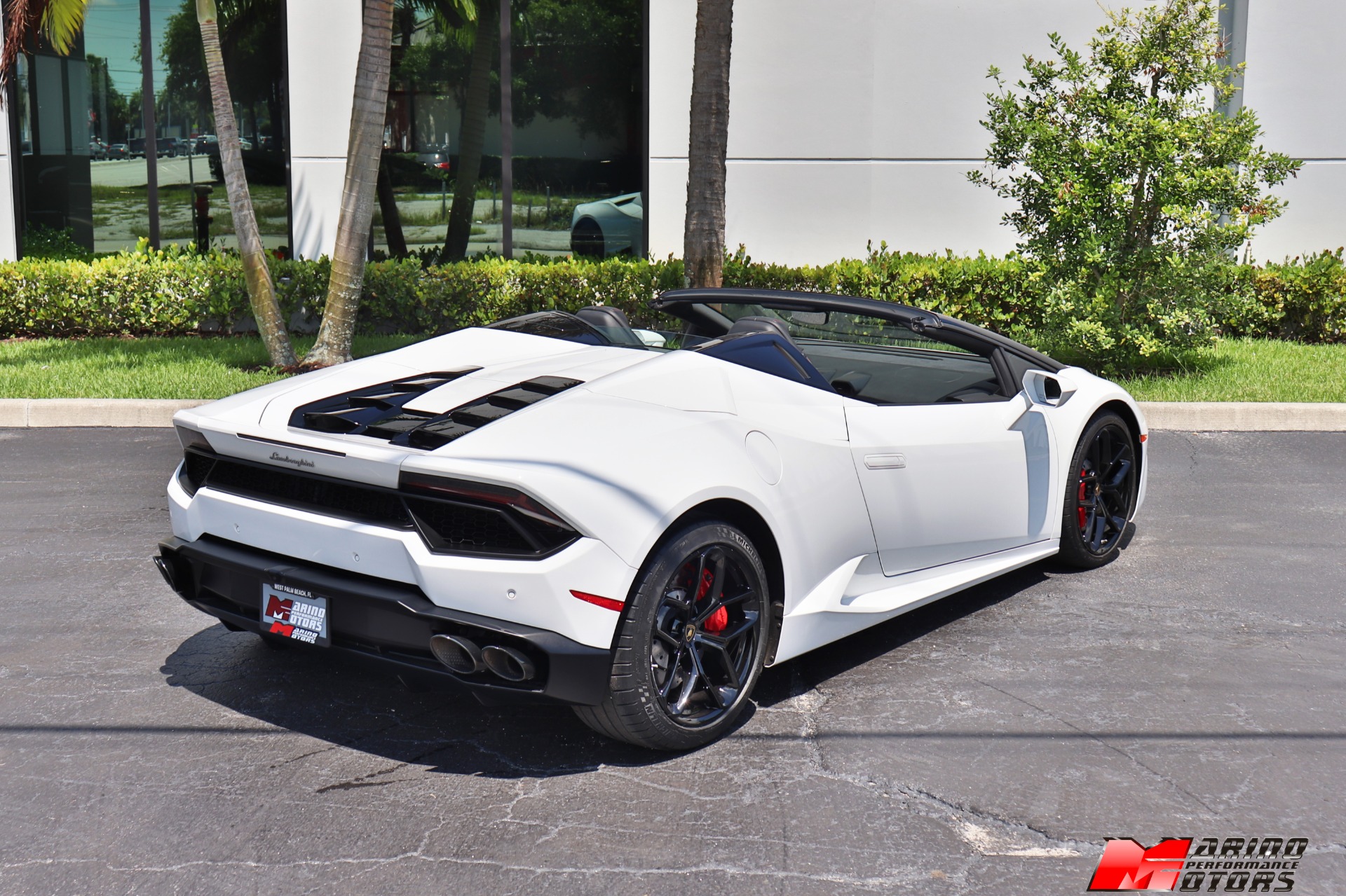 Used-2018-Lamborghini-Huracan-LP-580-2-Spyder