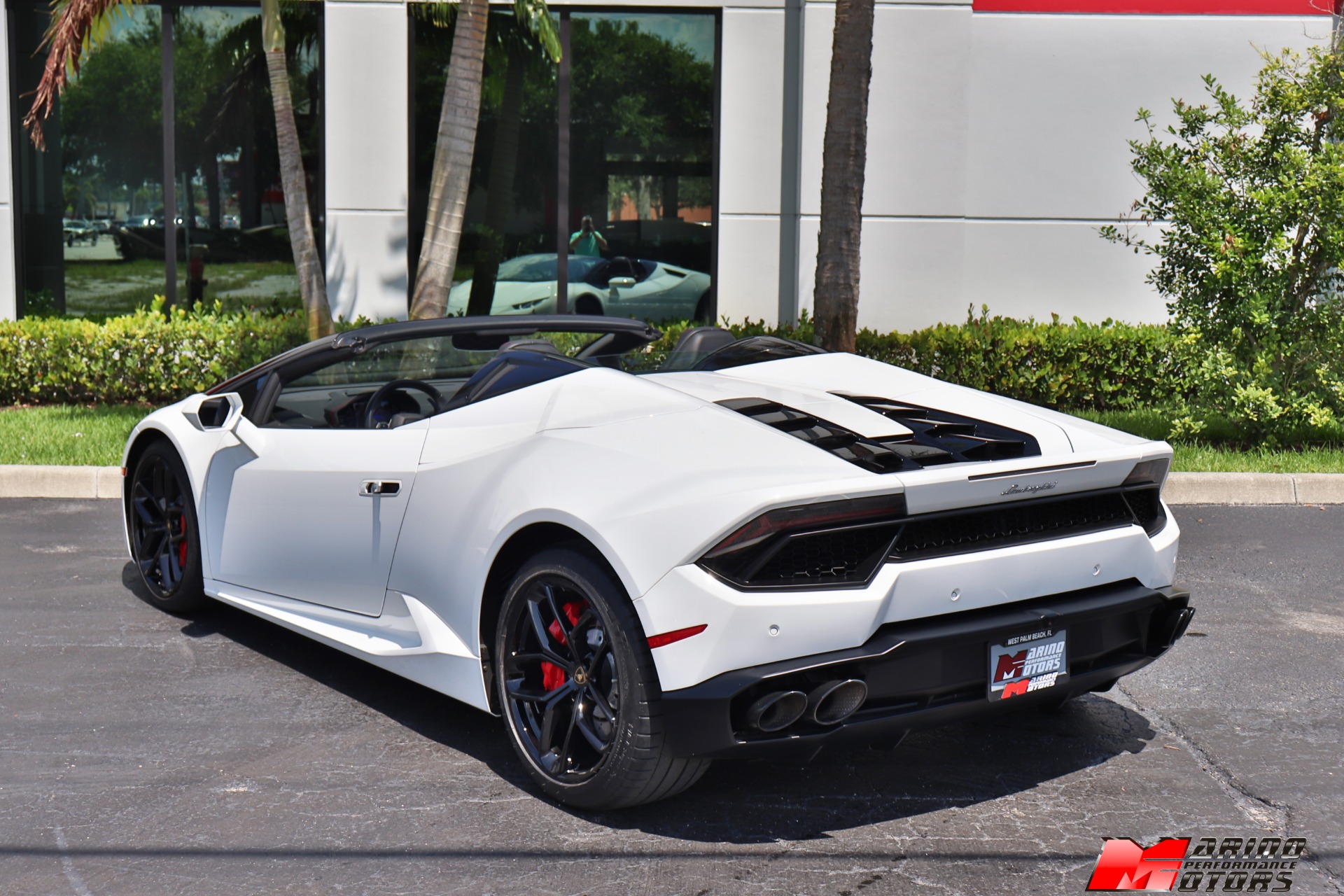 Used-2018-Lamborghini-Huracan-LP-580-2-Spyder