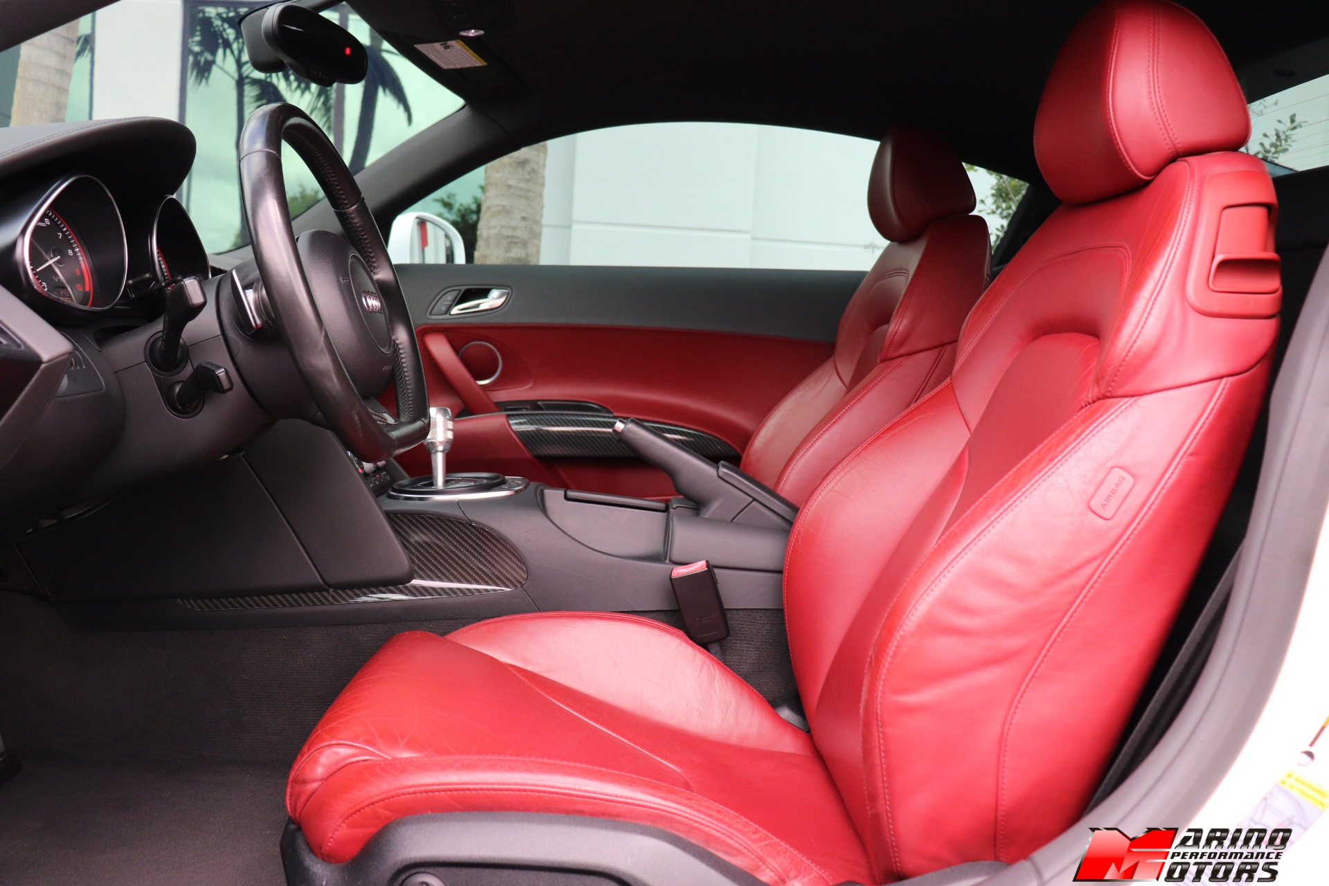 Used-2011-Audi-R8-52-quattro
