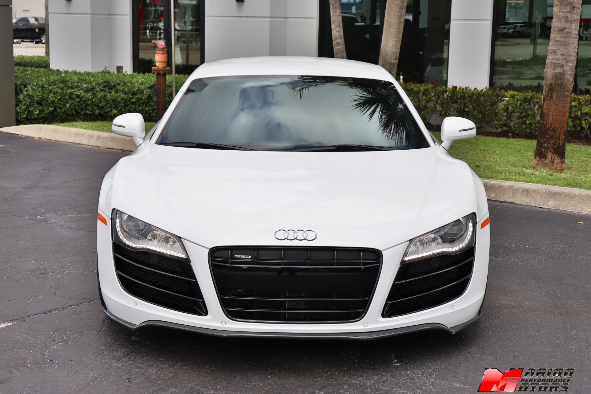 Used-2011-Audi-R8-52-quattro