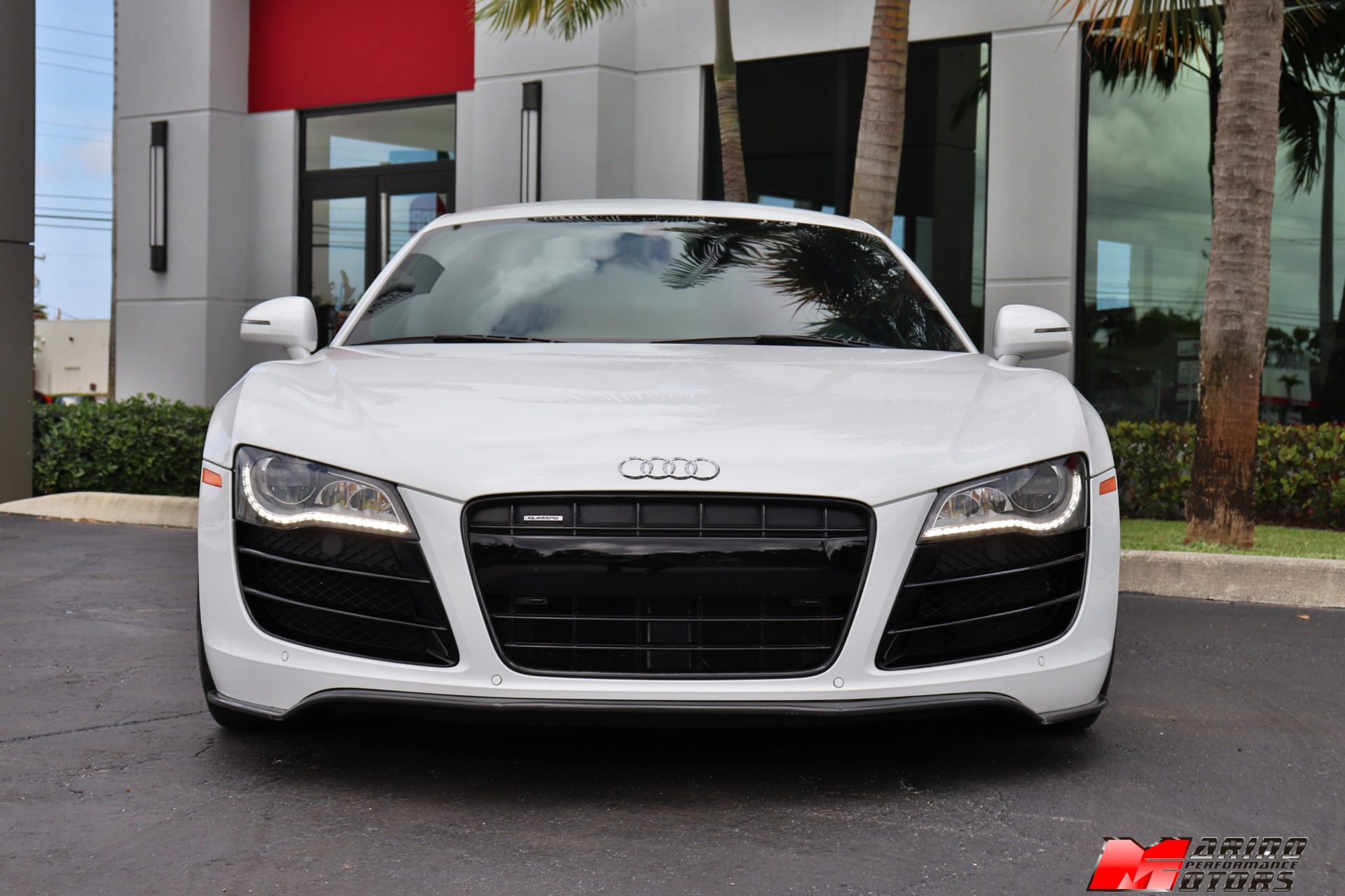 Used-2011-Audi-R8-52-quattro