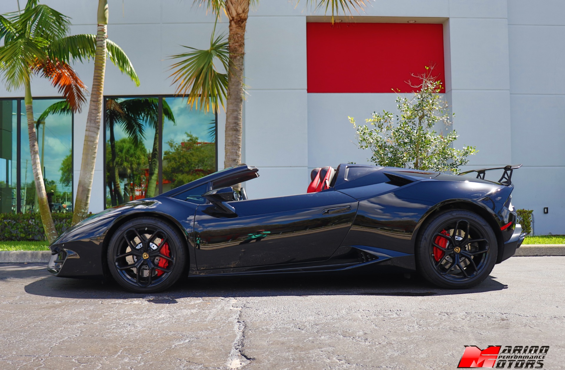 Used-2017-Lamborghini-Huracan-LP-580-2-Spyder