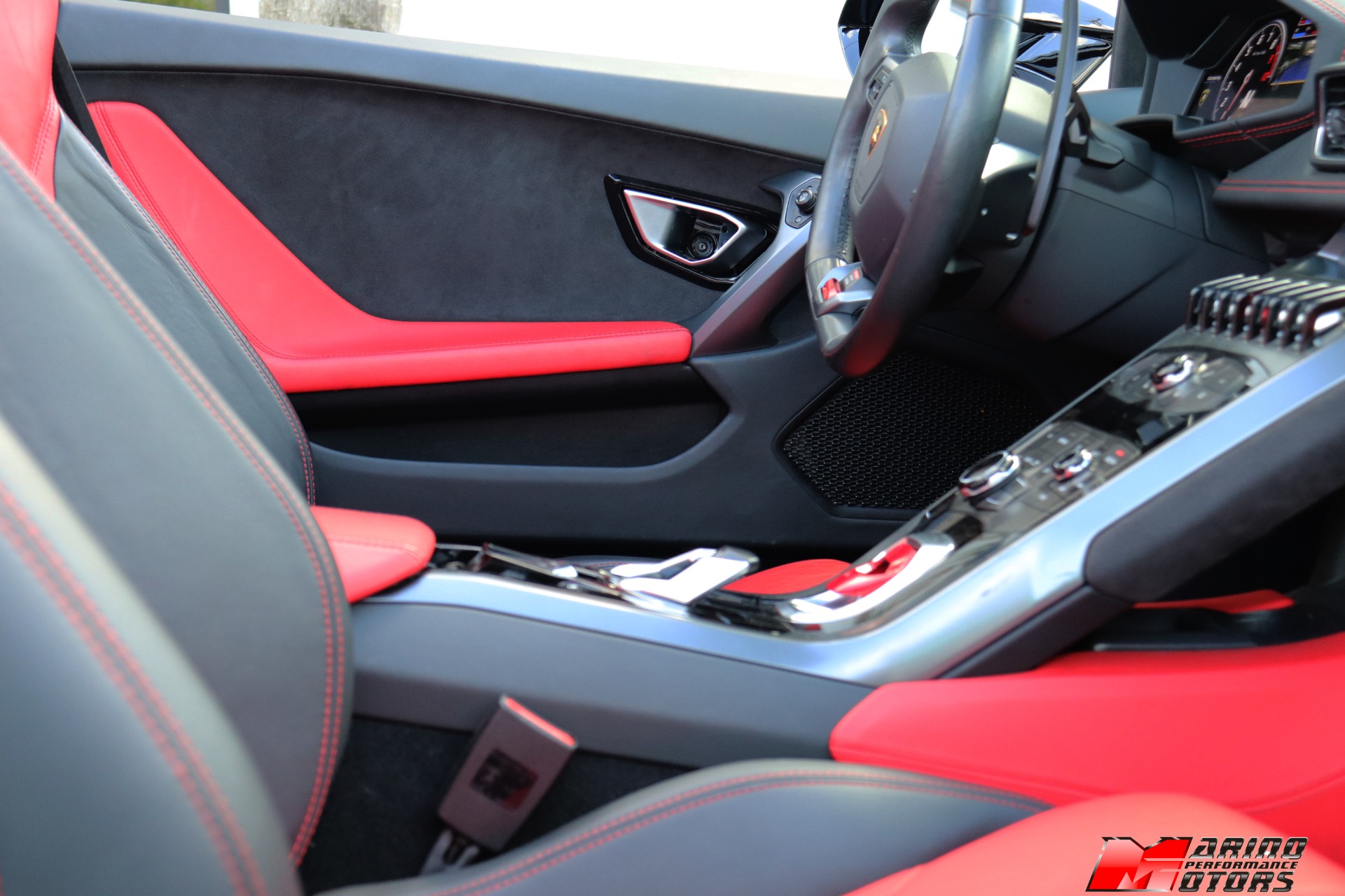 Used-2017-Lamborghini-Huracan-LP-580-2-Spyder