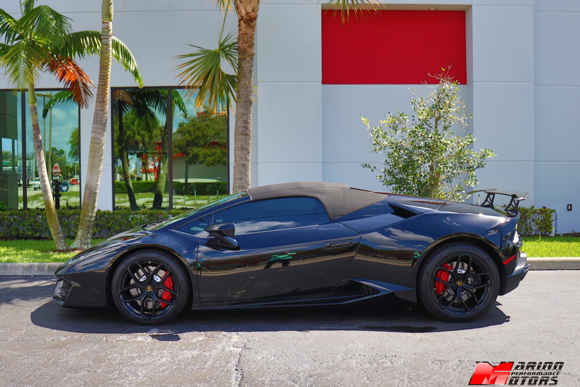 Used-2017-Lamborghini-Huracan-LP-580-2-Spyder