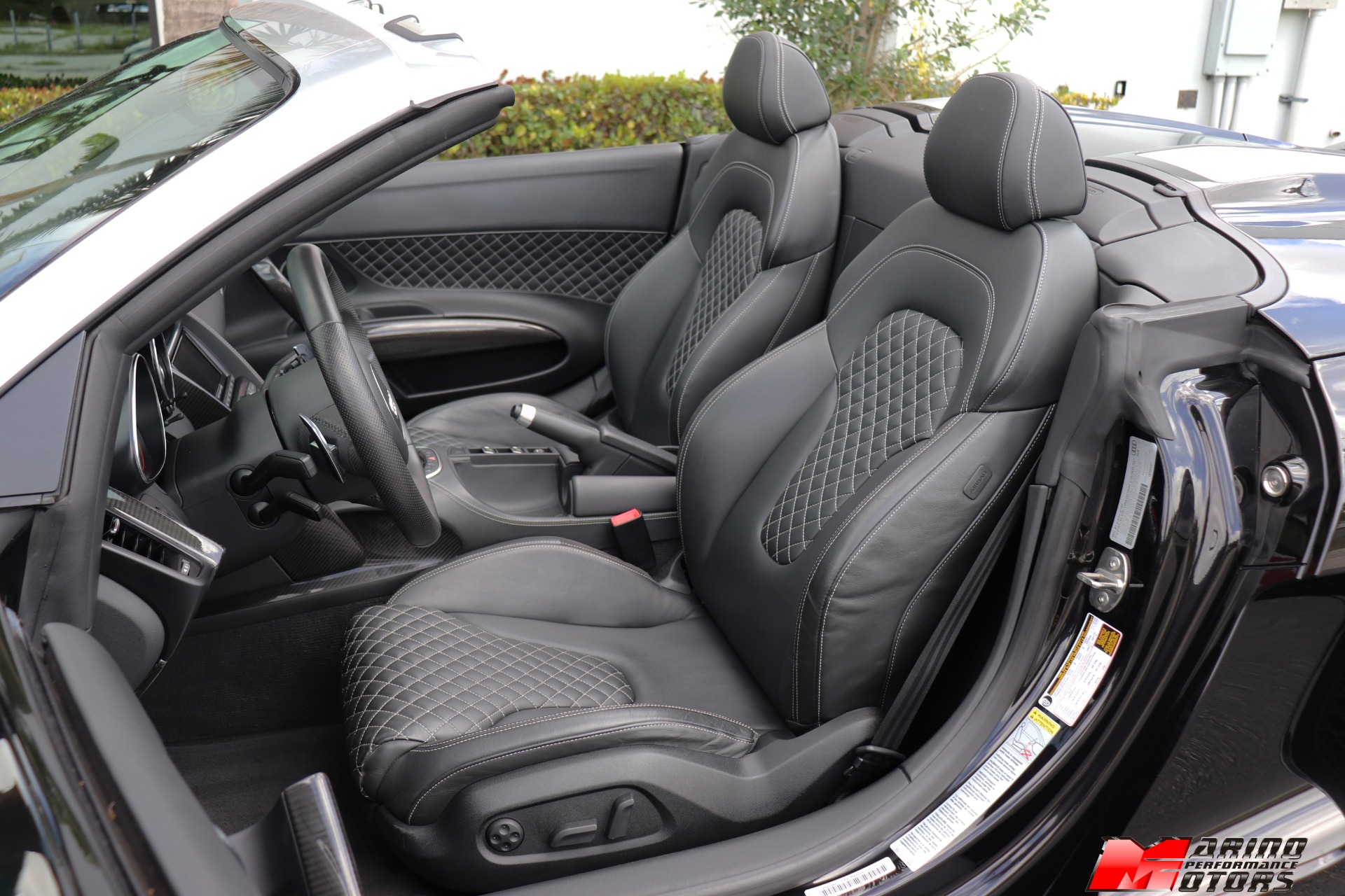 Used-2014-Audi-R8-52-quattro-Spyder