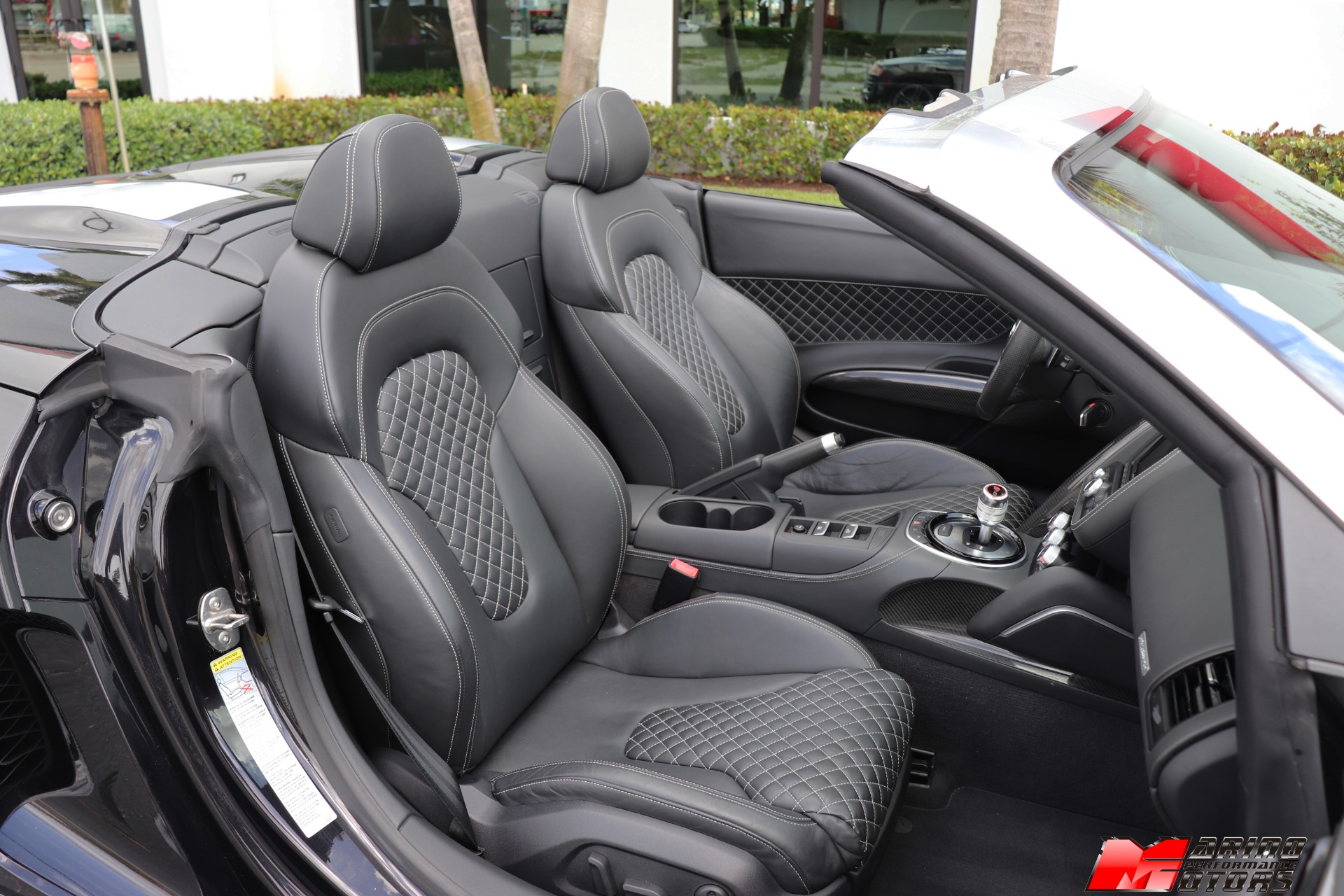 Used-2014-Audi-R8-52-quattro-Spyder