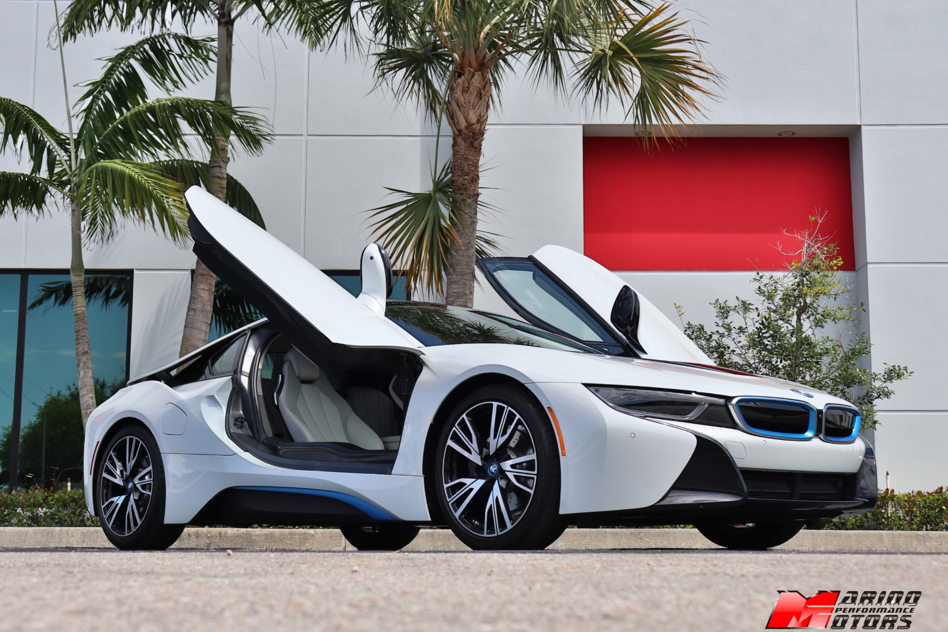 Used-2017-BMW-i8
