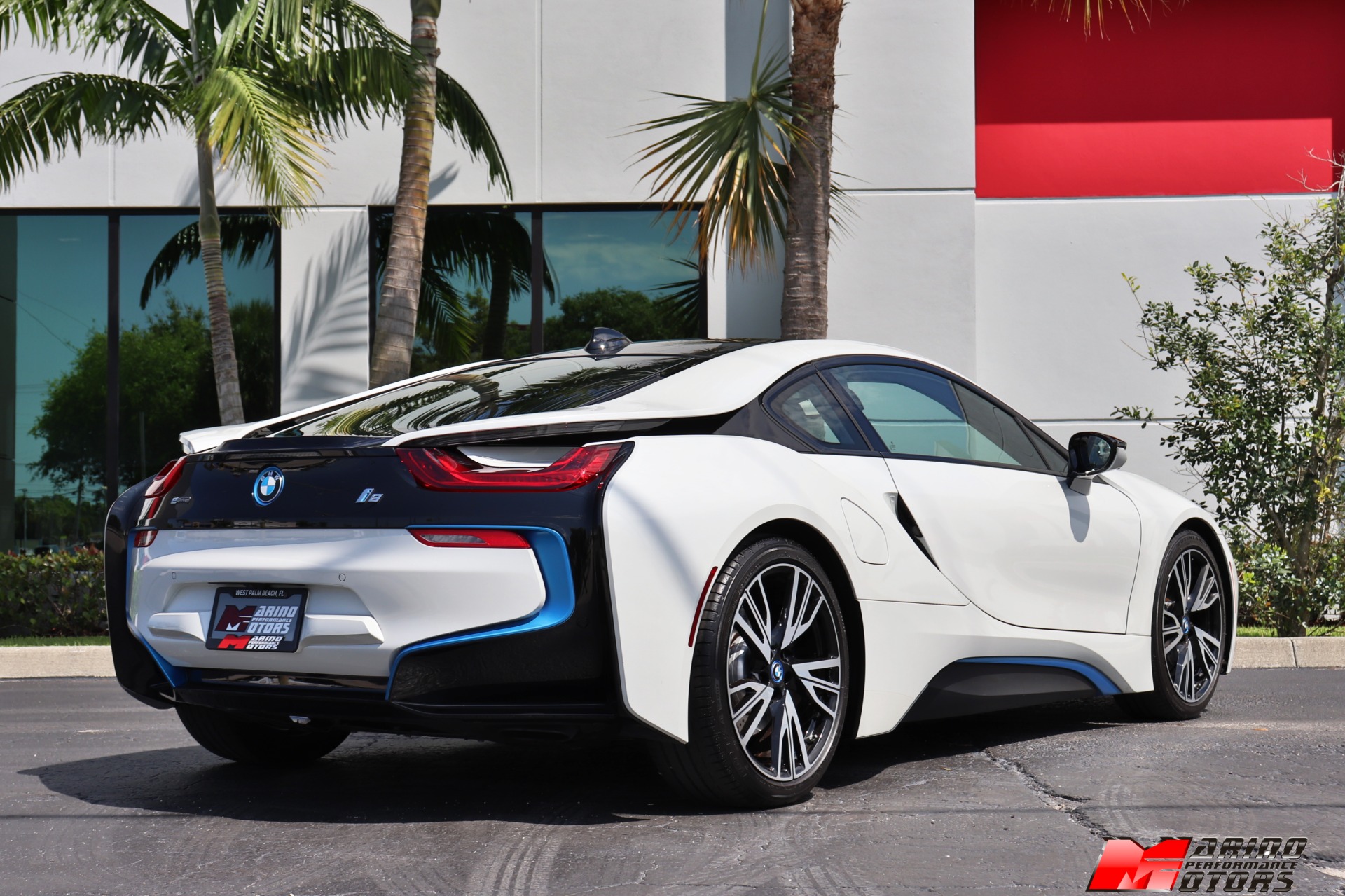 Used-2017-BMW-i8