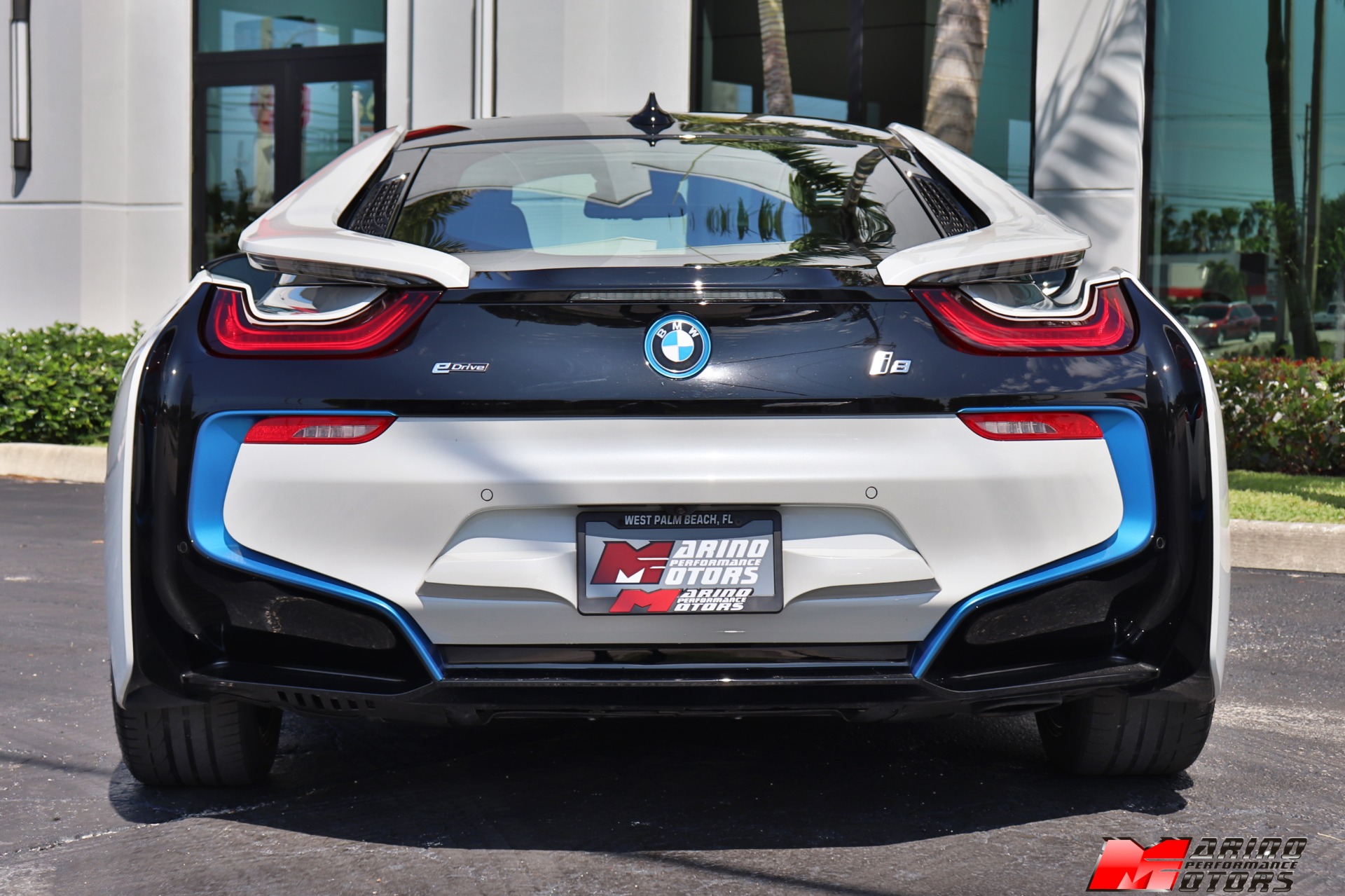 Used-2017-BMW-i8