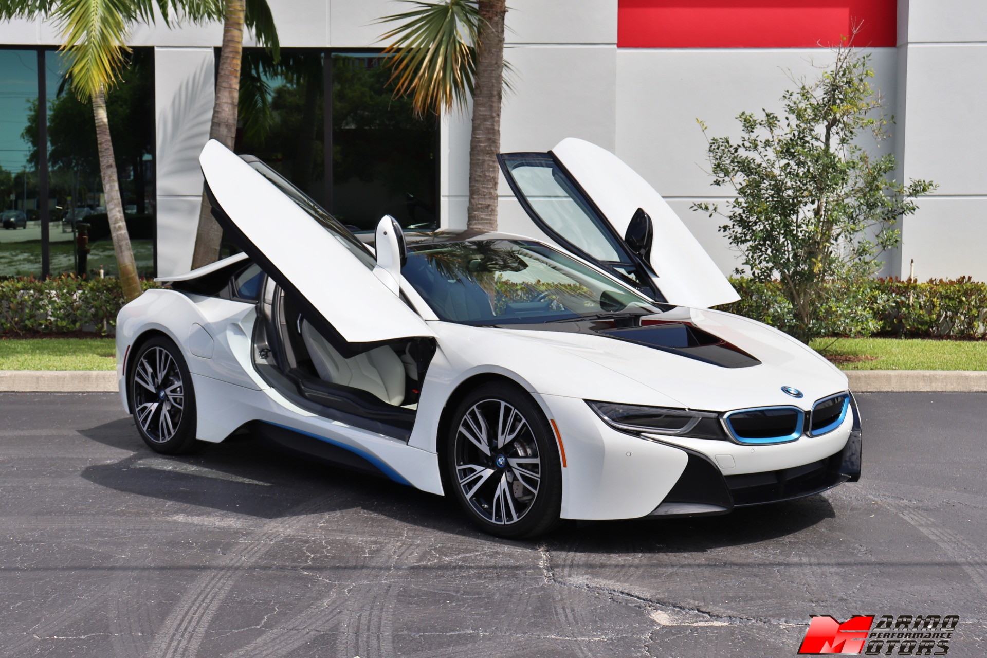 Used-2017-BMW-i8