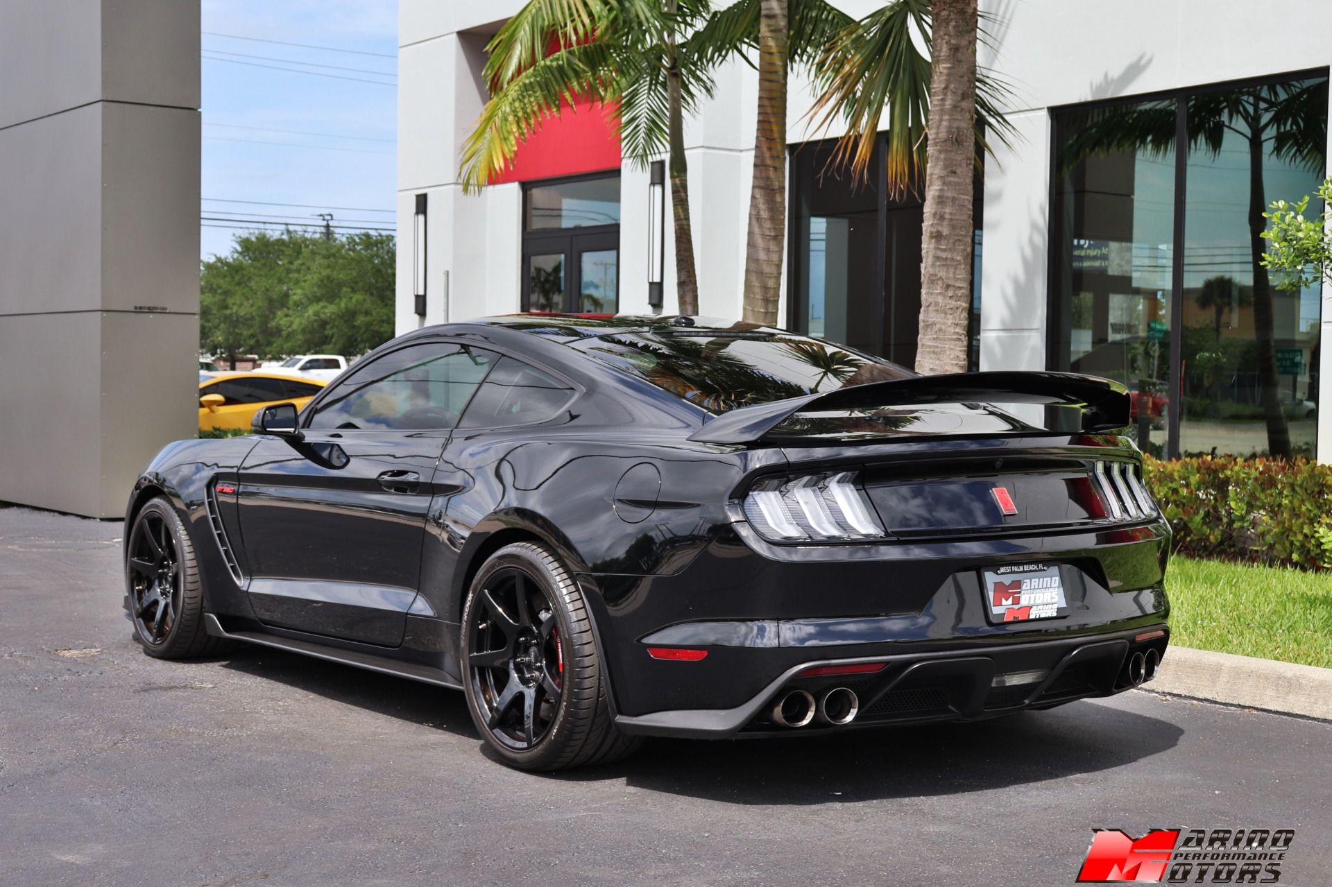 Used-2016-Ford-Mustang-Shelby-GT350R