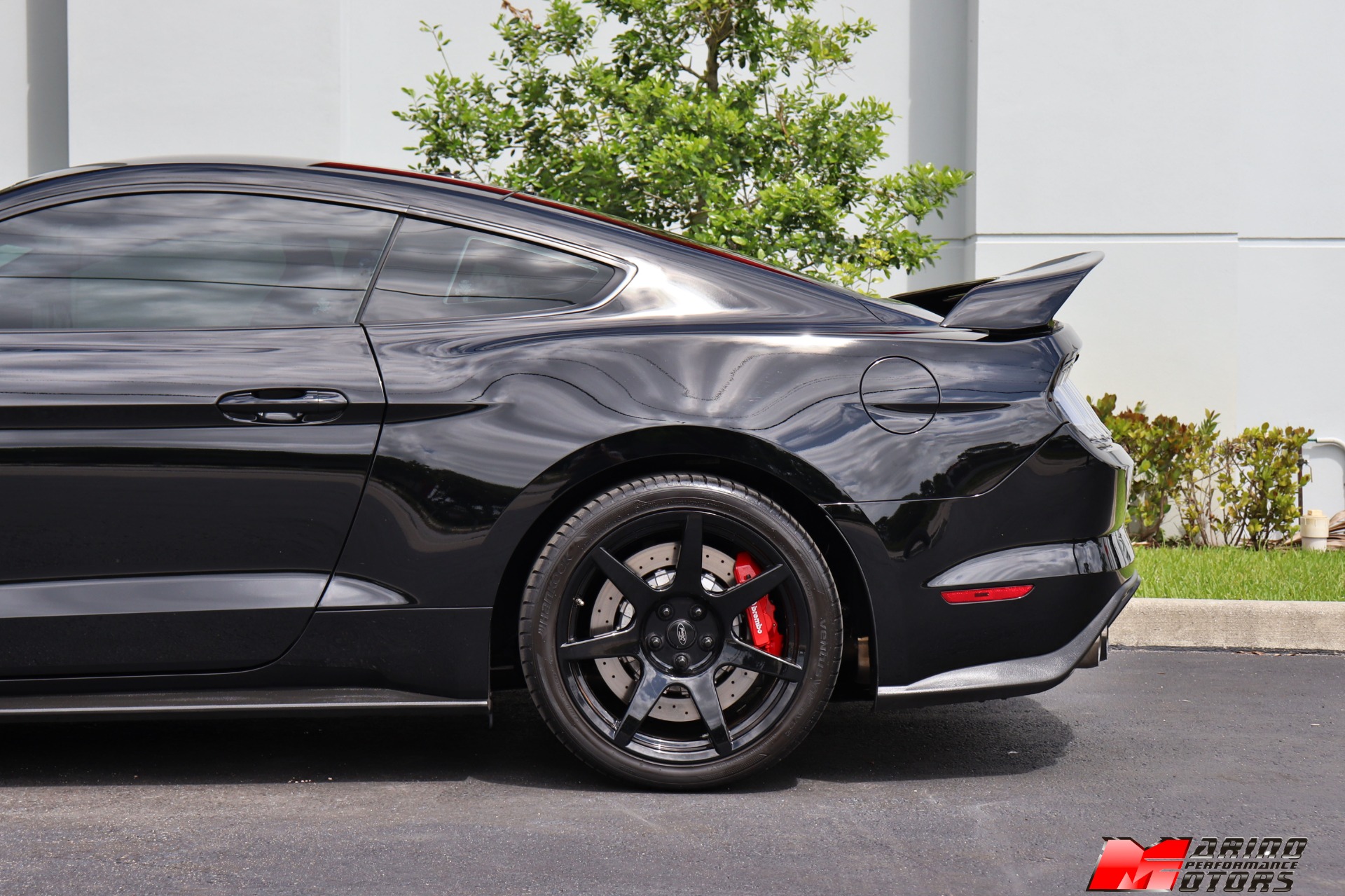 Used-2016-Ford-Mustang-Shelby-GT350R