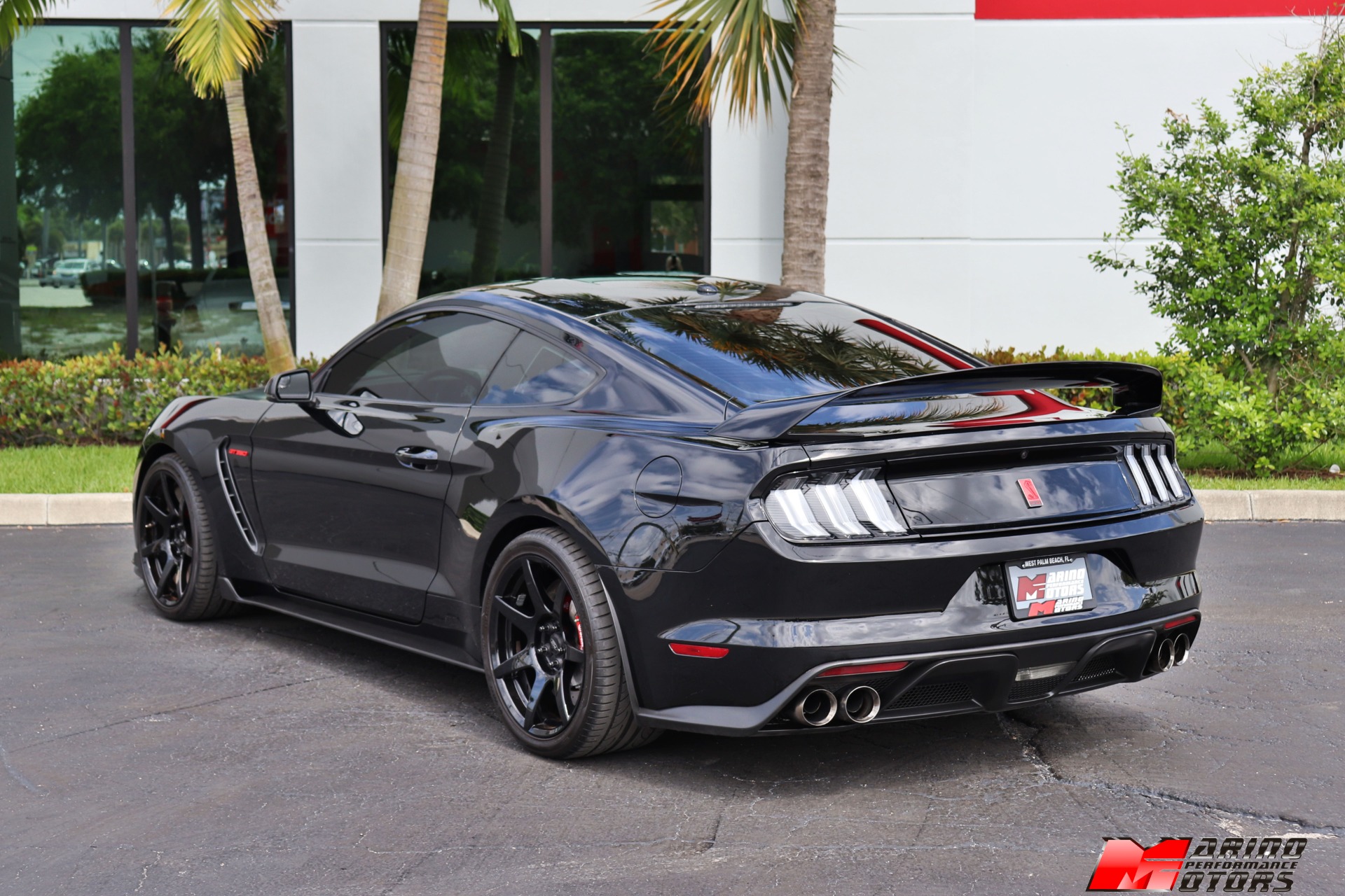 Used-2016-Ford-Mustang-Shelby-GT350R