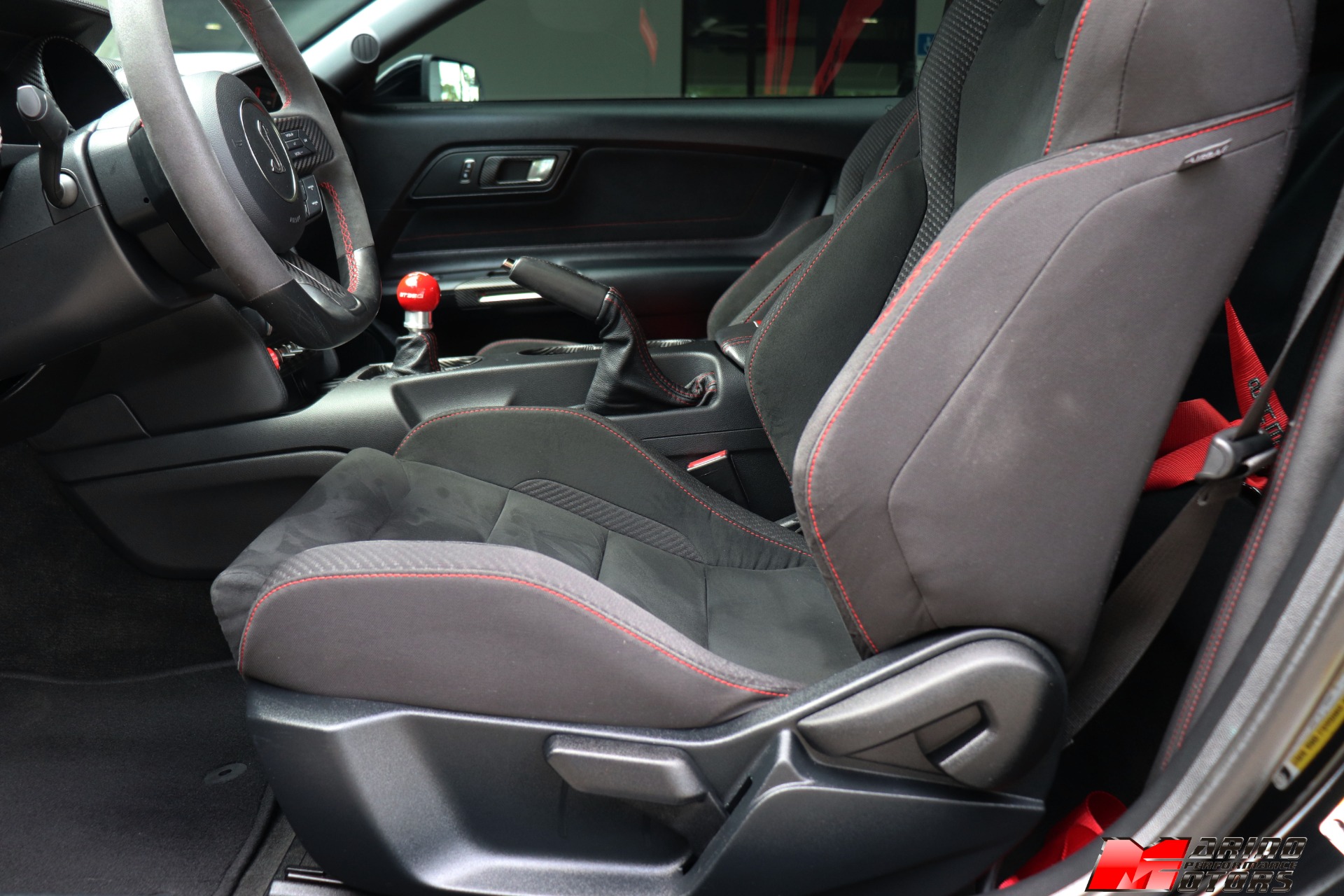 Used-2016-Ford-Mustang-Shelby-GT350R