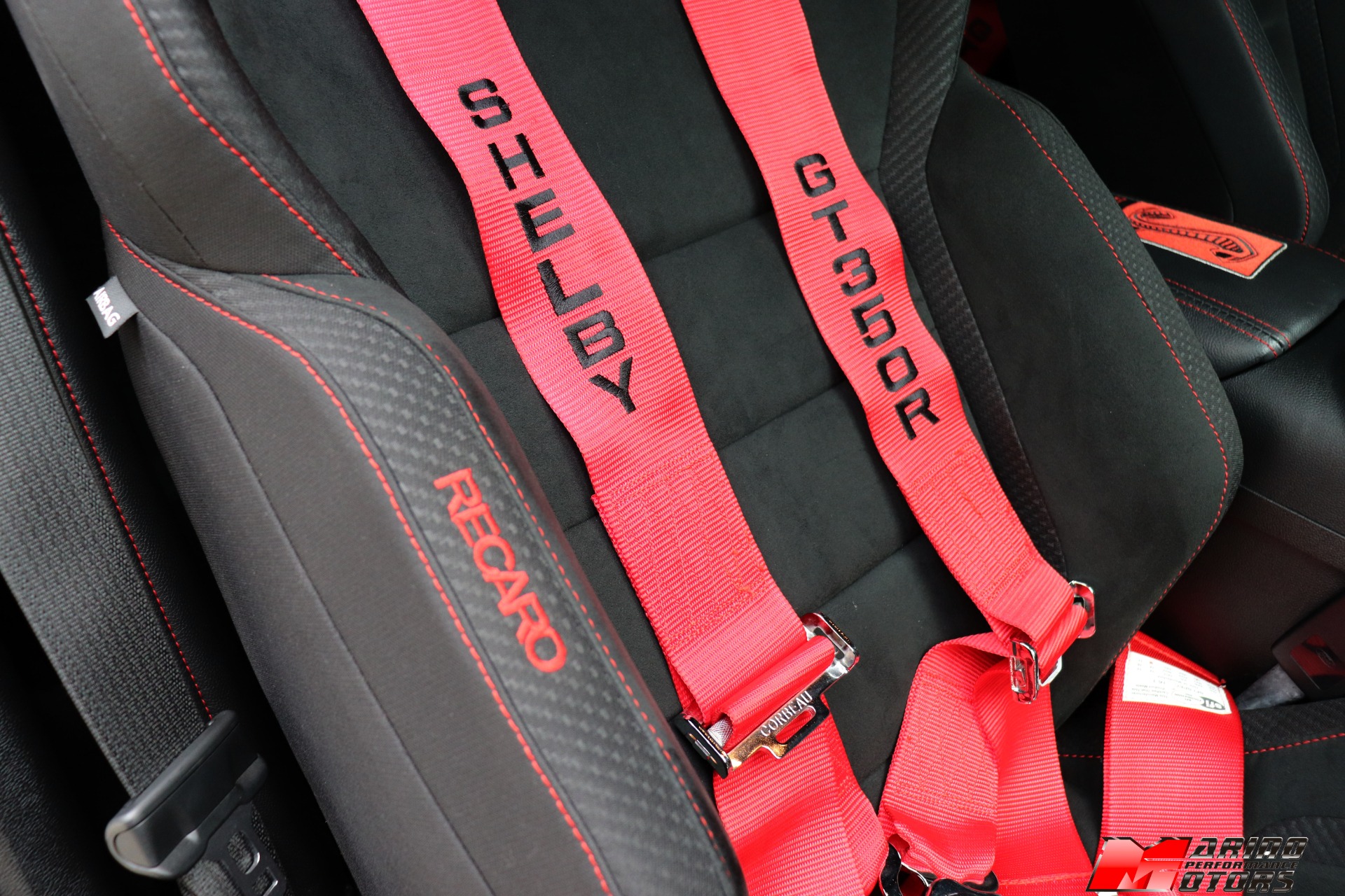 Used-2016-Ford-Mustang-Shelby-GT350R