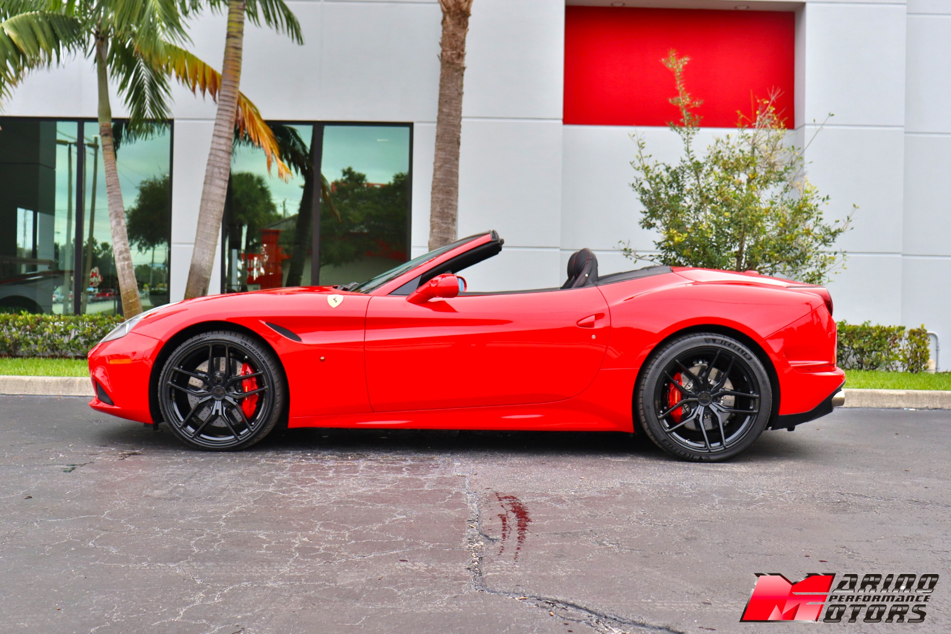 Used-2017-Ferrari-California-T