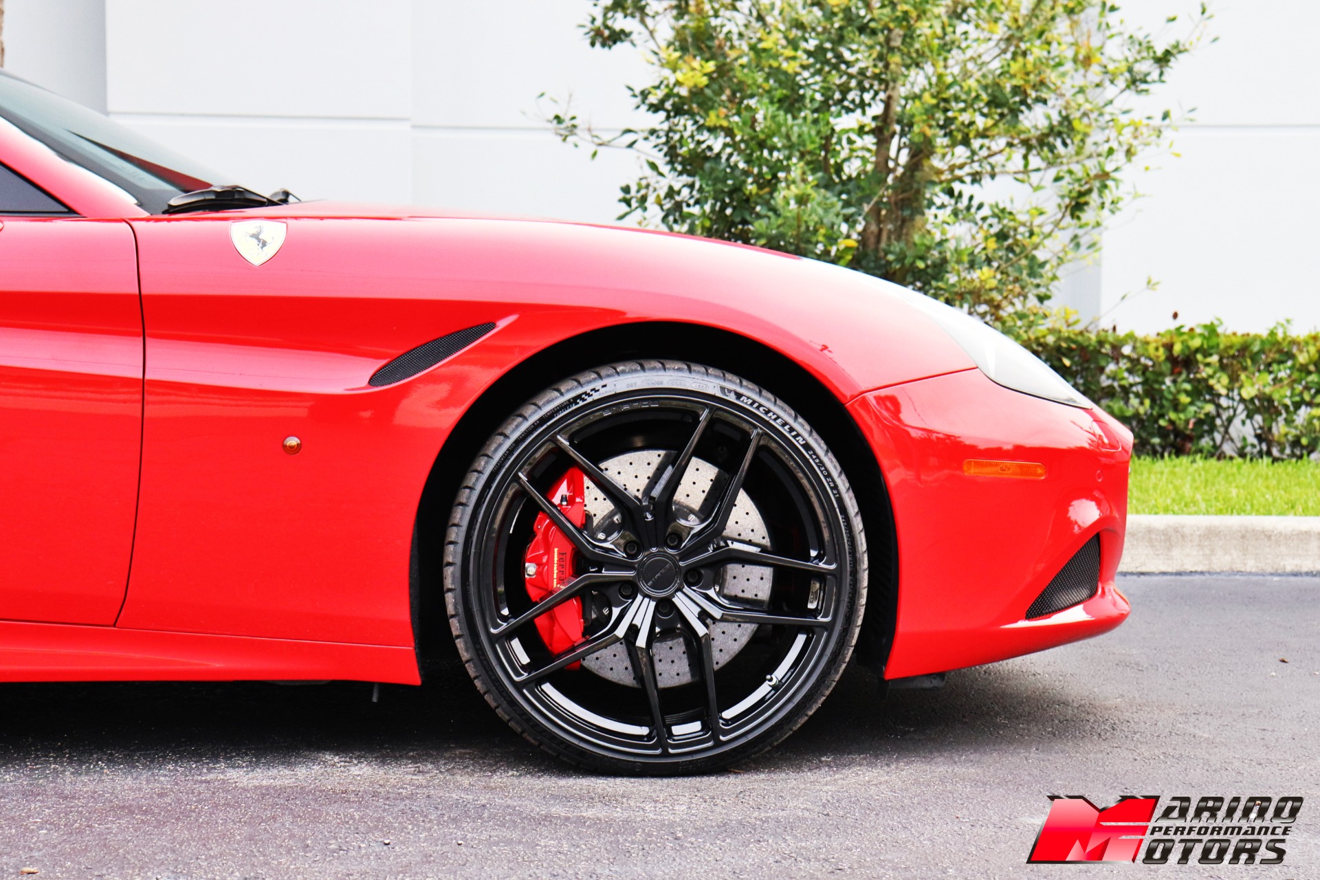 Used-2017-Ferrari-California-T