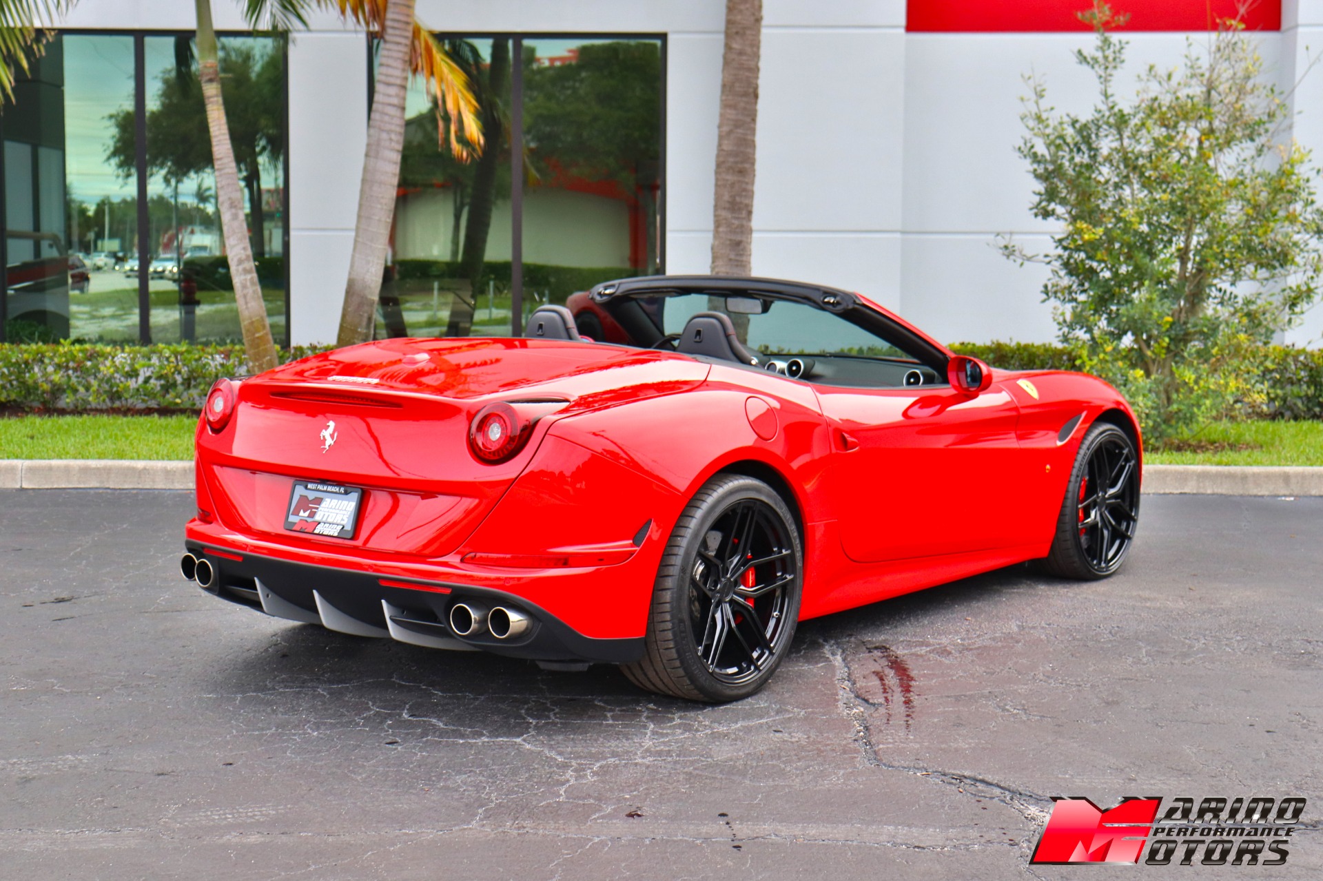 Used-2017-Ferrari-California-T