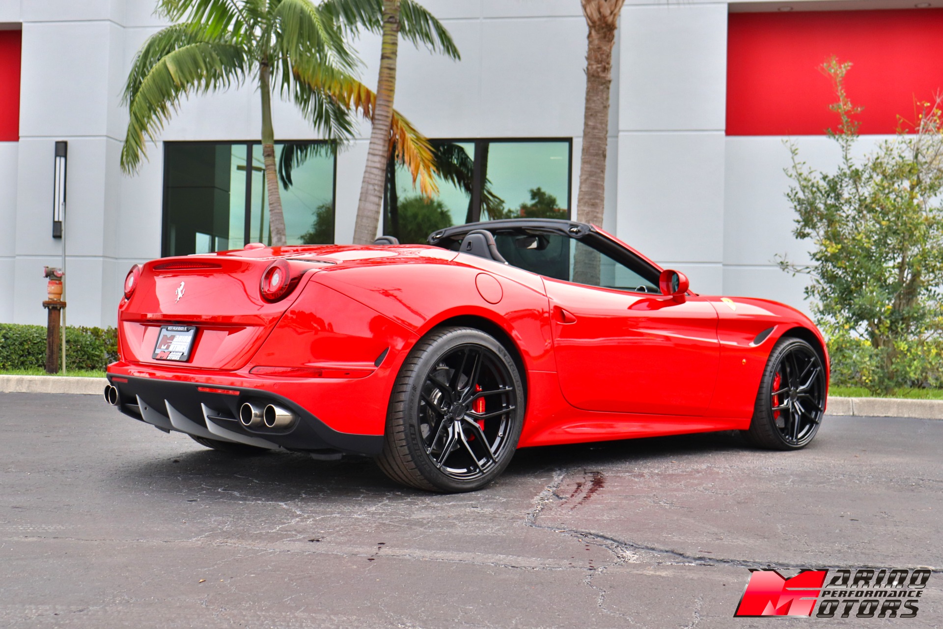 Used-2017-Ferrari-California-T