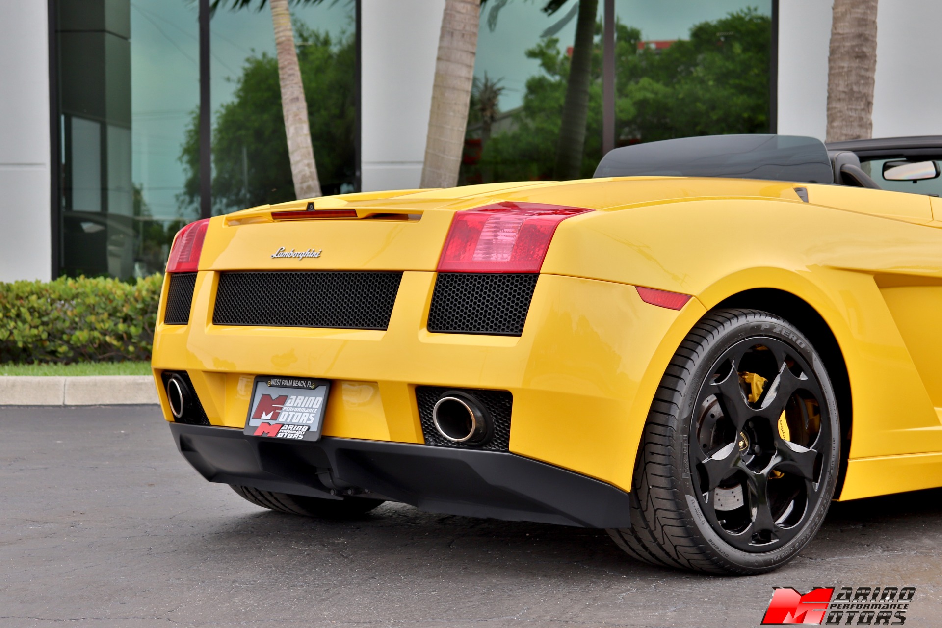 Used-2007-Lamborghini-Gallardo-Spyder