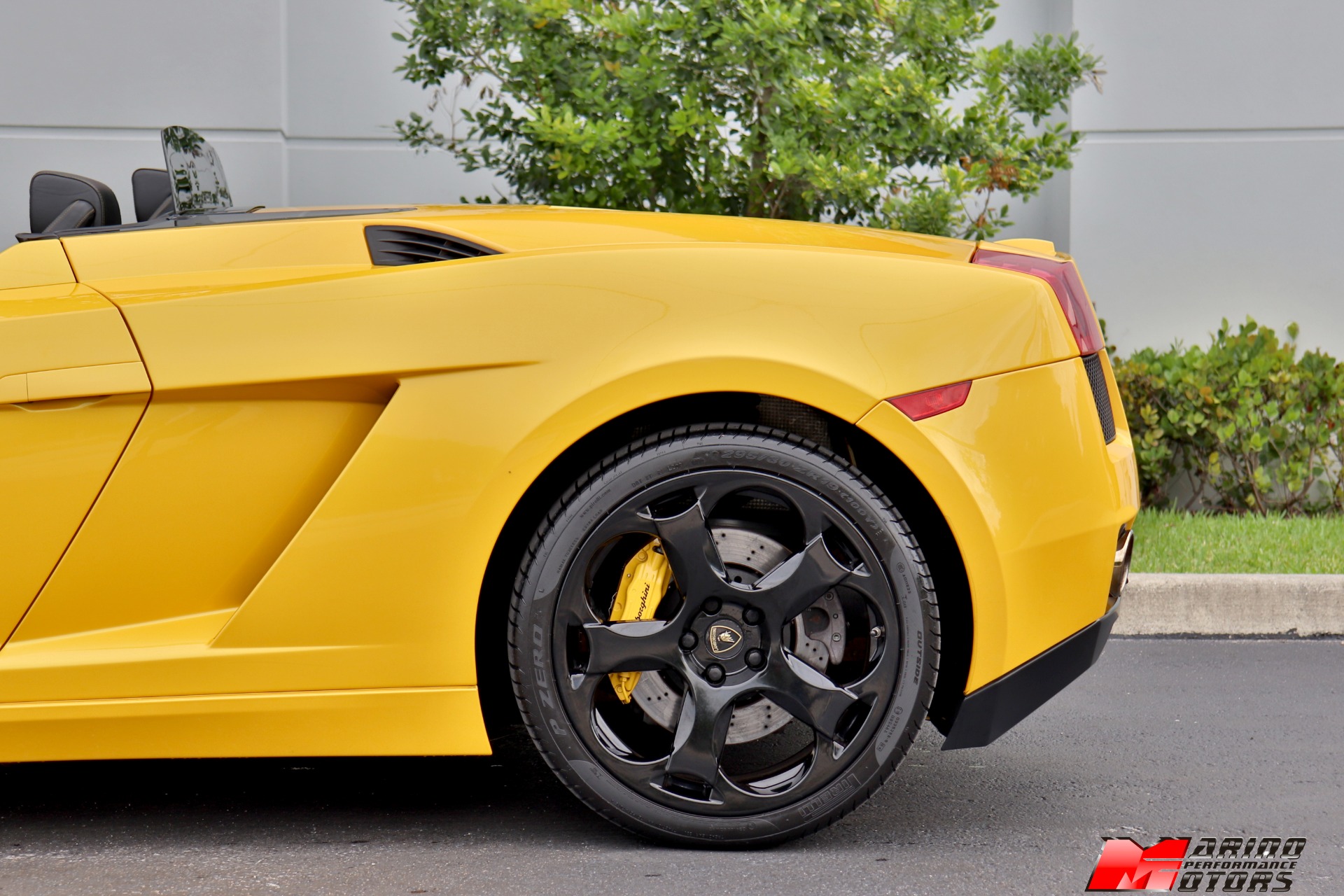 Used-2007-Lamborghini-Gallardo-Spyder