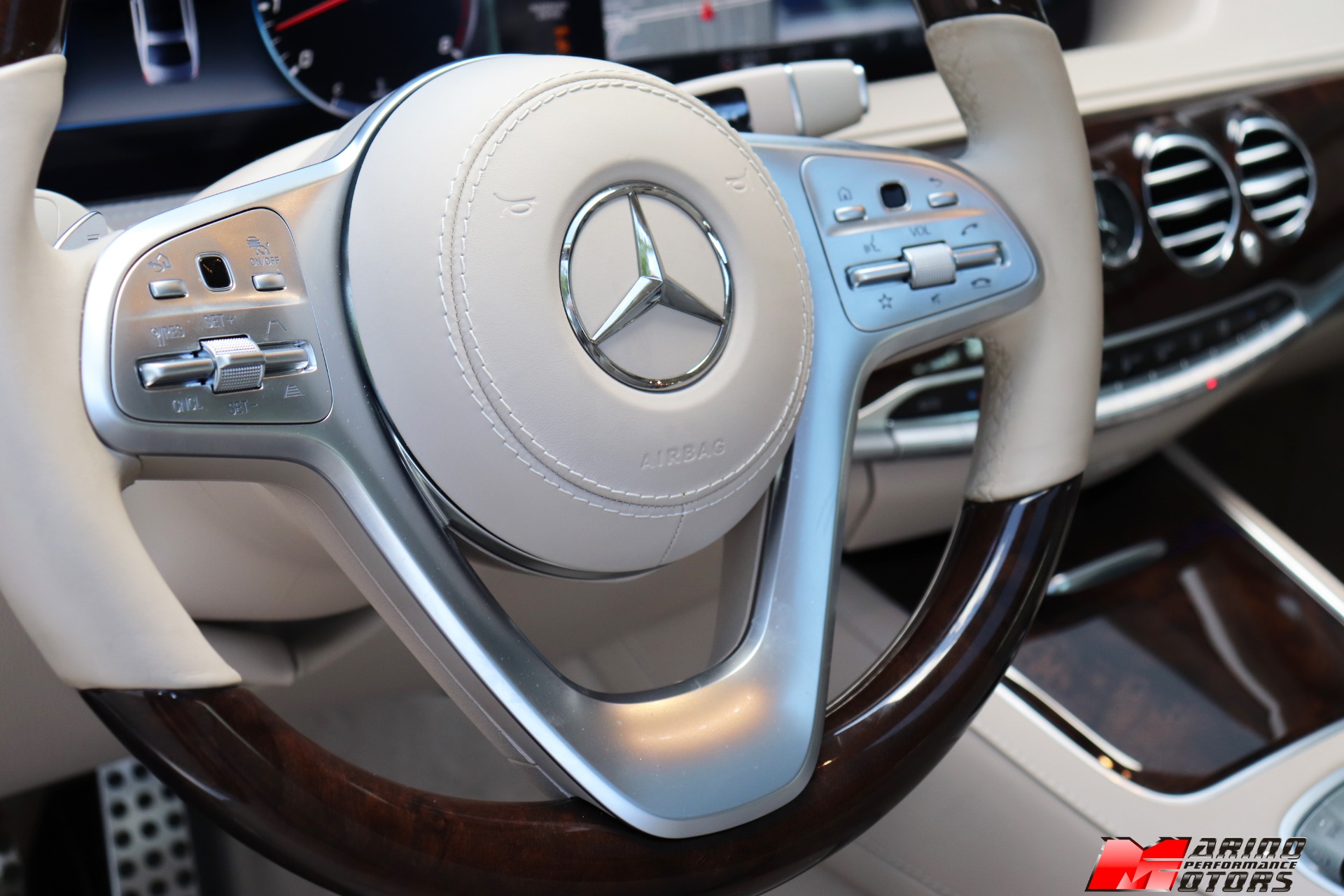 Used-2019-Mercedes-Benz-S-Class-S-560