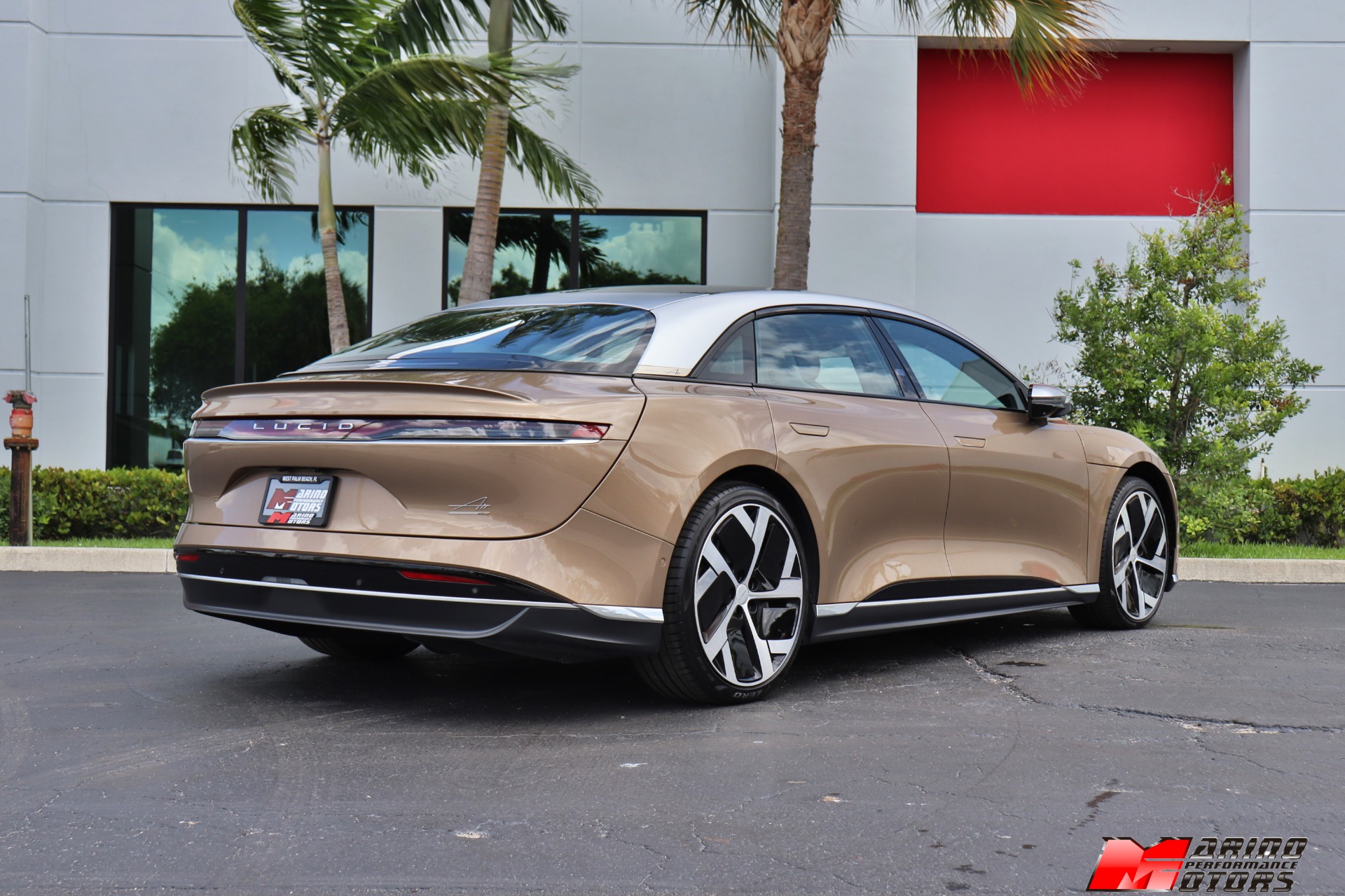 Used-2022-Lucid-Air-Dream-Edition-Performance
