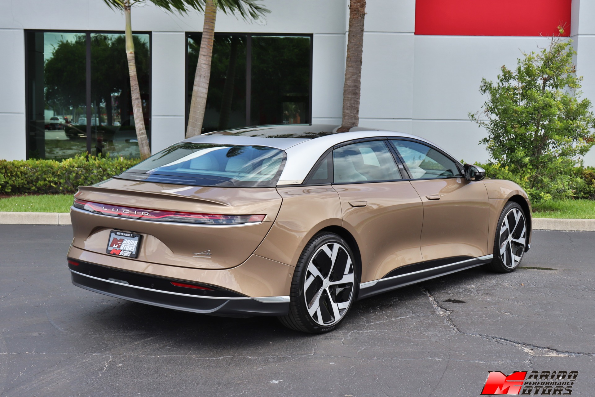Used-2022-Lucid-Air-Dream-Edition-Performance