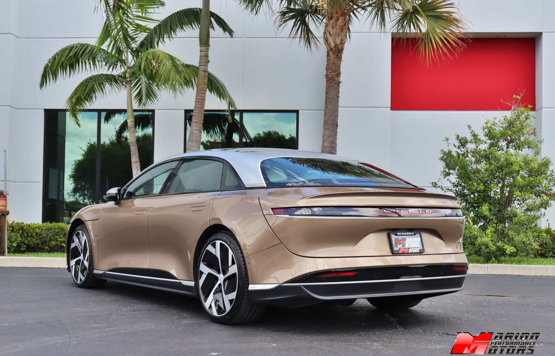 Used-2022-Lucid-Air-Dream-Edition-Performance
