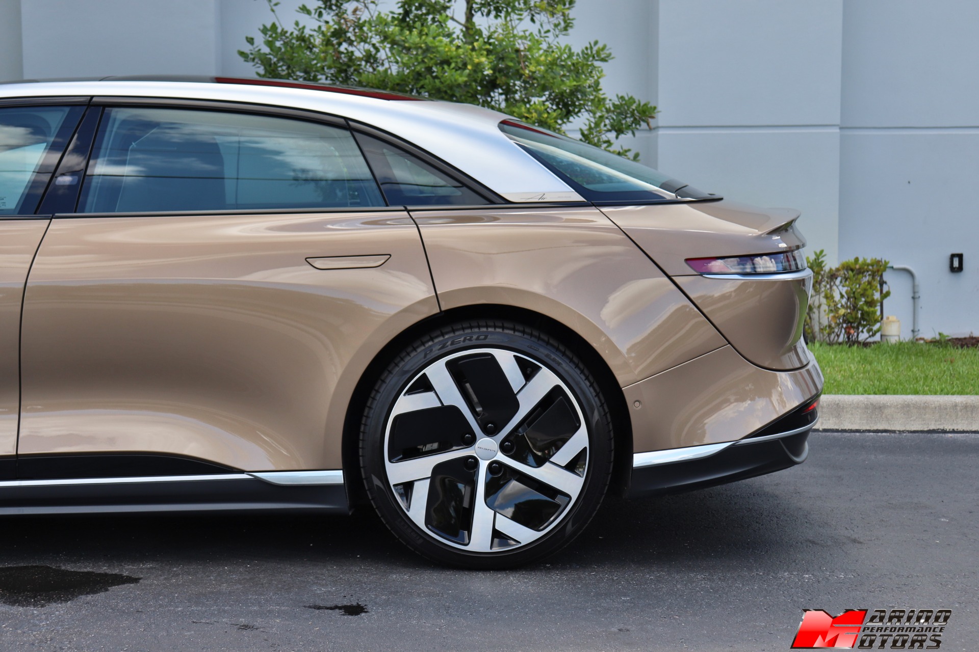 Used-2022-Lucid-Air-Dream-Edition-Performance