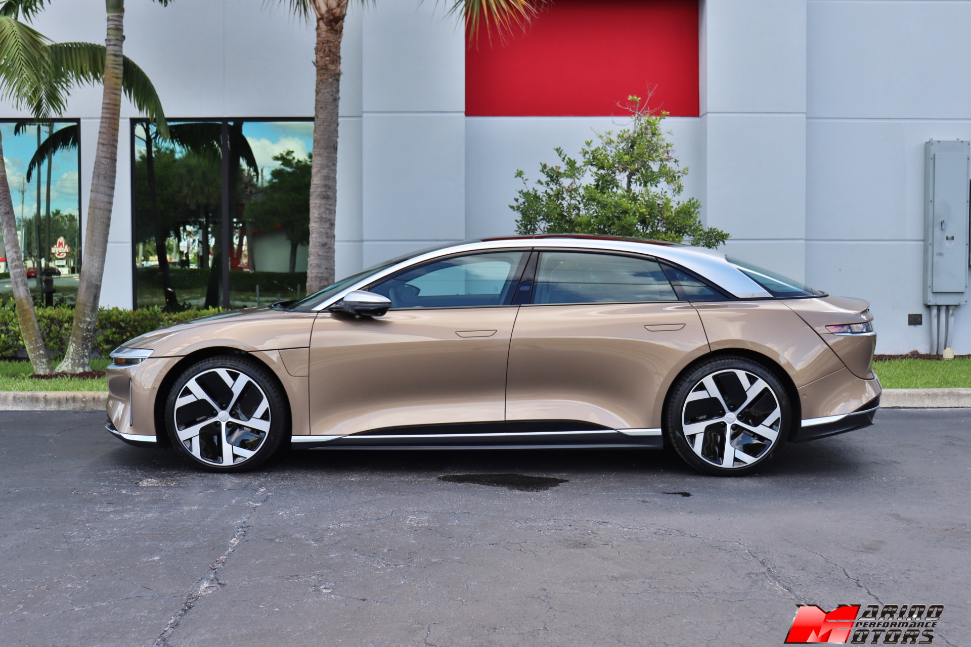Used-2022-Lucid-Air-Dream-Edition-Performance