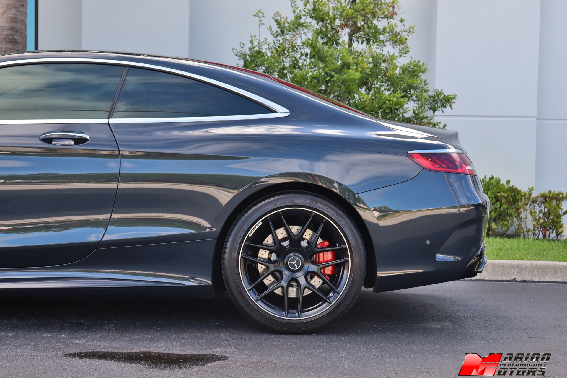 Used-2019-Mercedes-Benz-S-Class-AMG-S-63