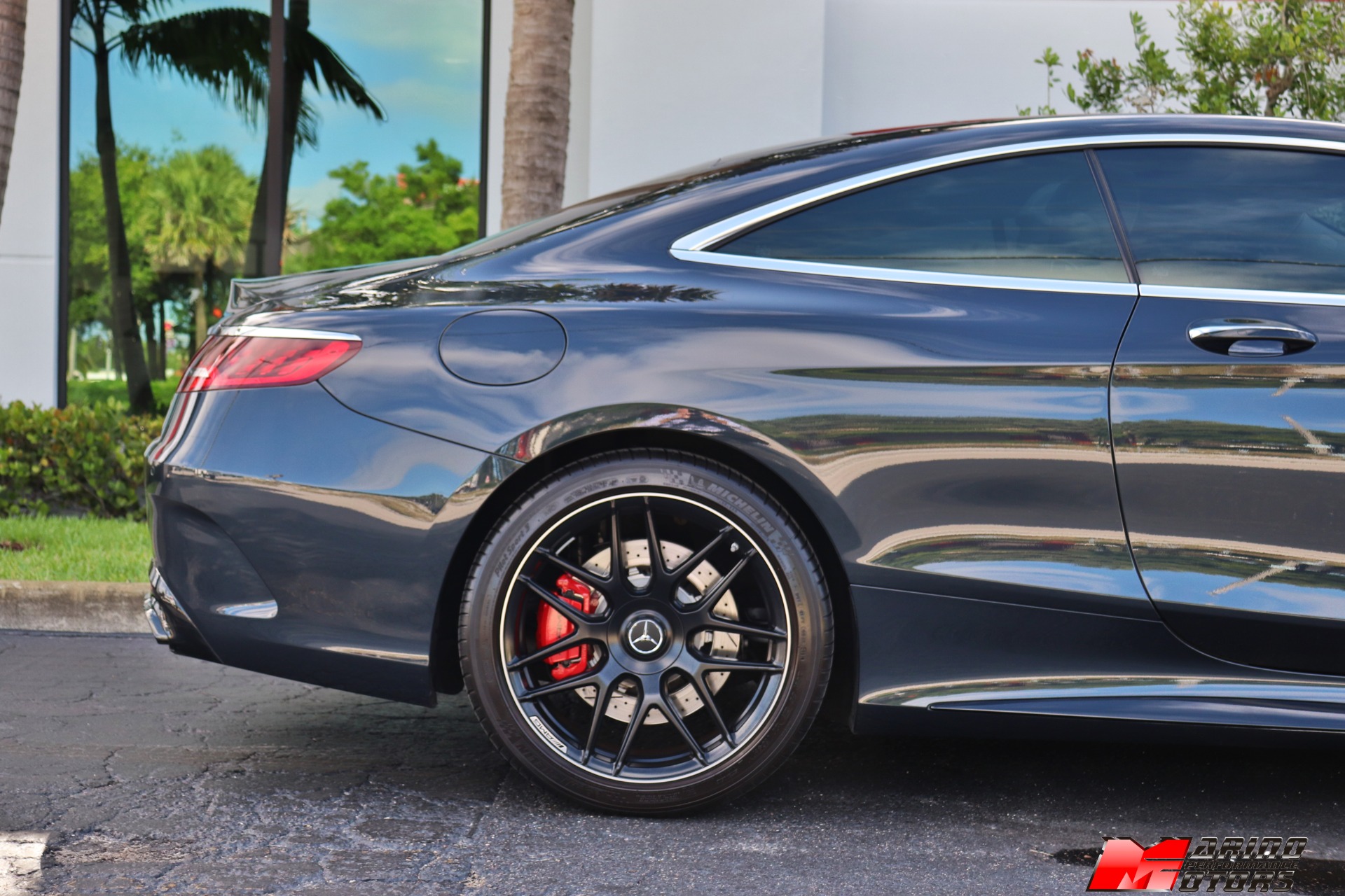 Used-2019-Mercedes-Benz-S-Class-AMG-S-63