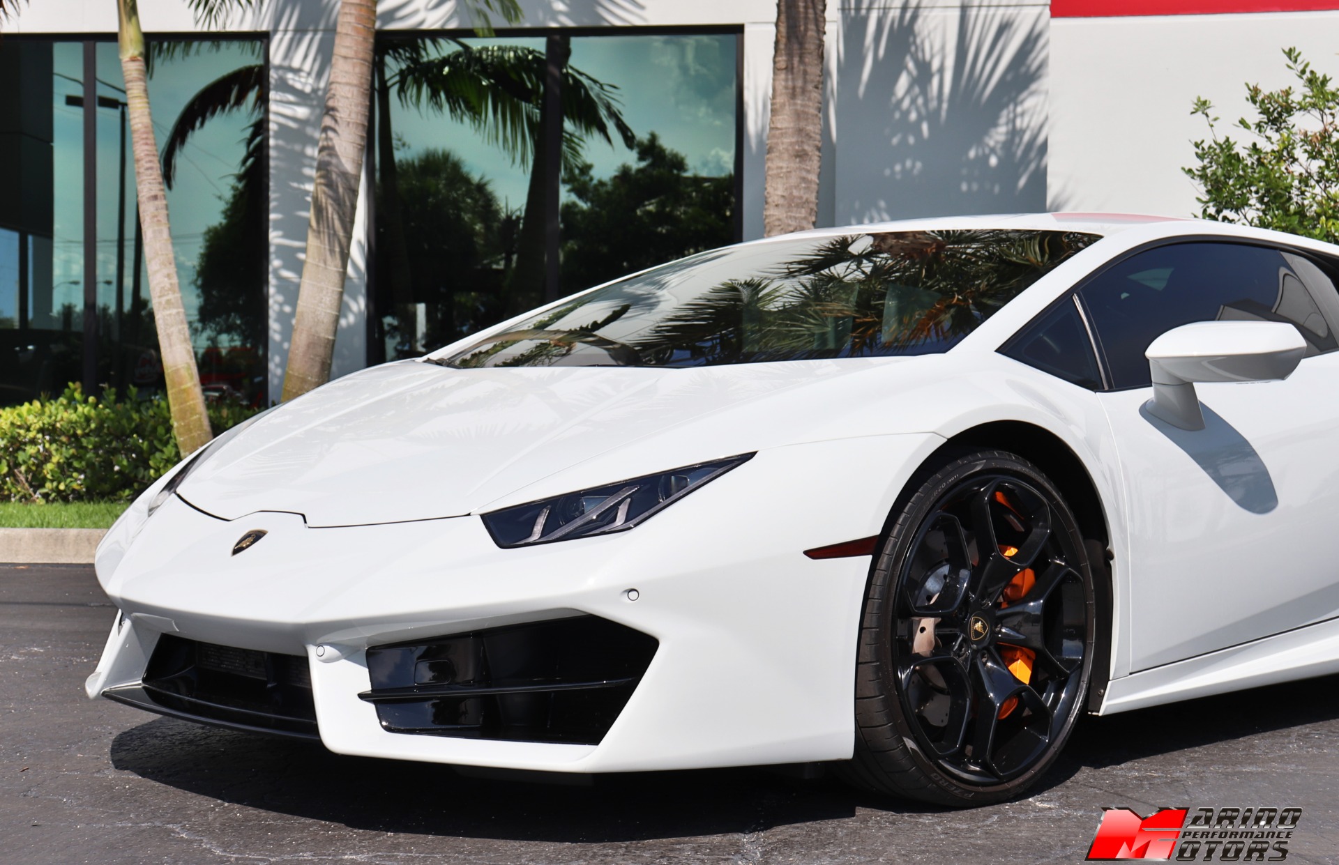 Used-2018-Lamborghini-Huracan-LP-580-2