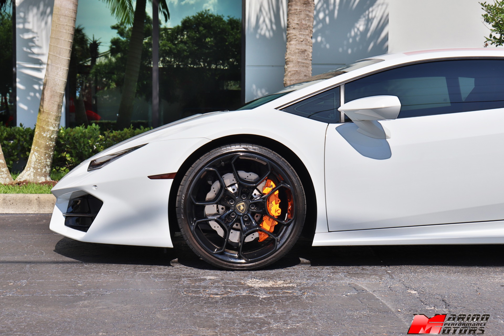 Used-2018-Lamborghini-Huracan-LP-580-2