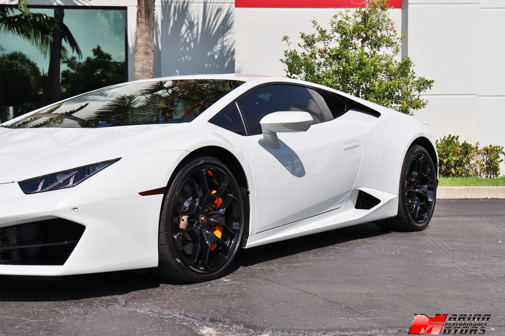 Used-2018-Lamborghini-Huracan-LP-580-2