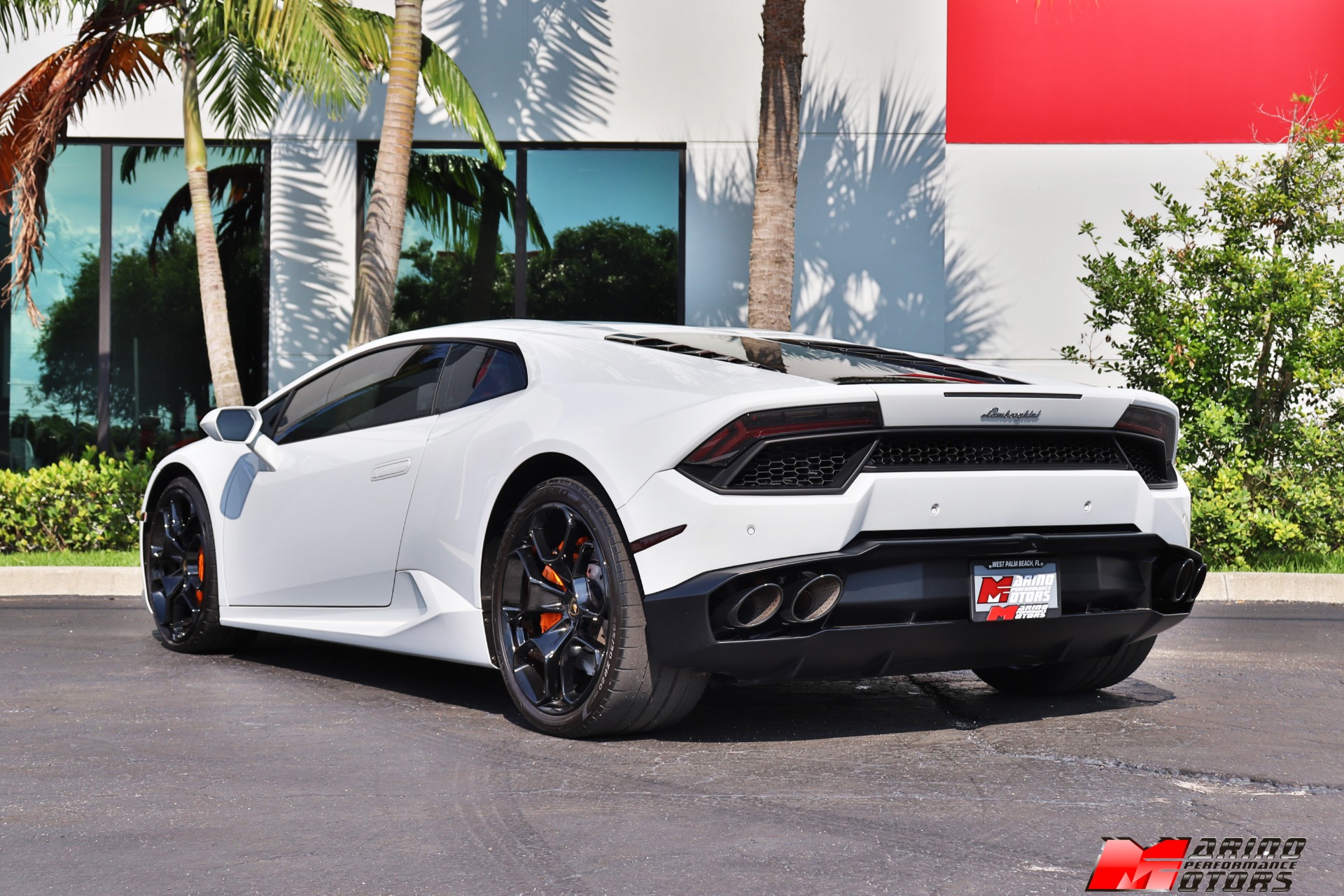 Used-2018-Lamborghini-Huracan-LP-580-2