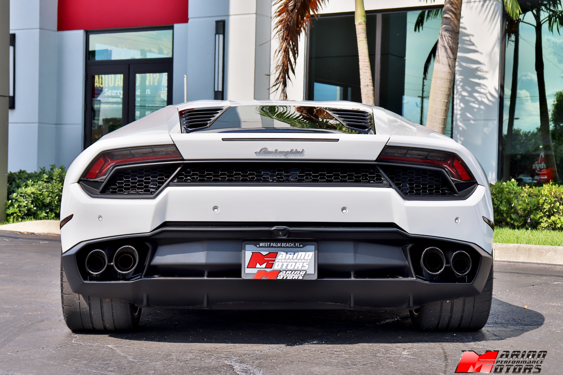 Used-2018-Lamborghini-Huracan-LP-580-2